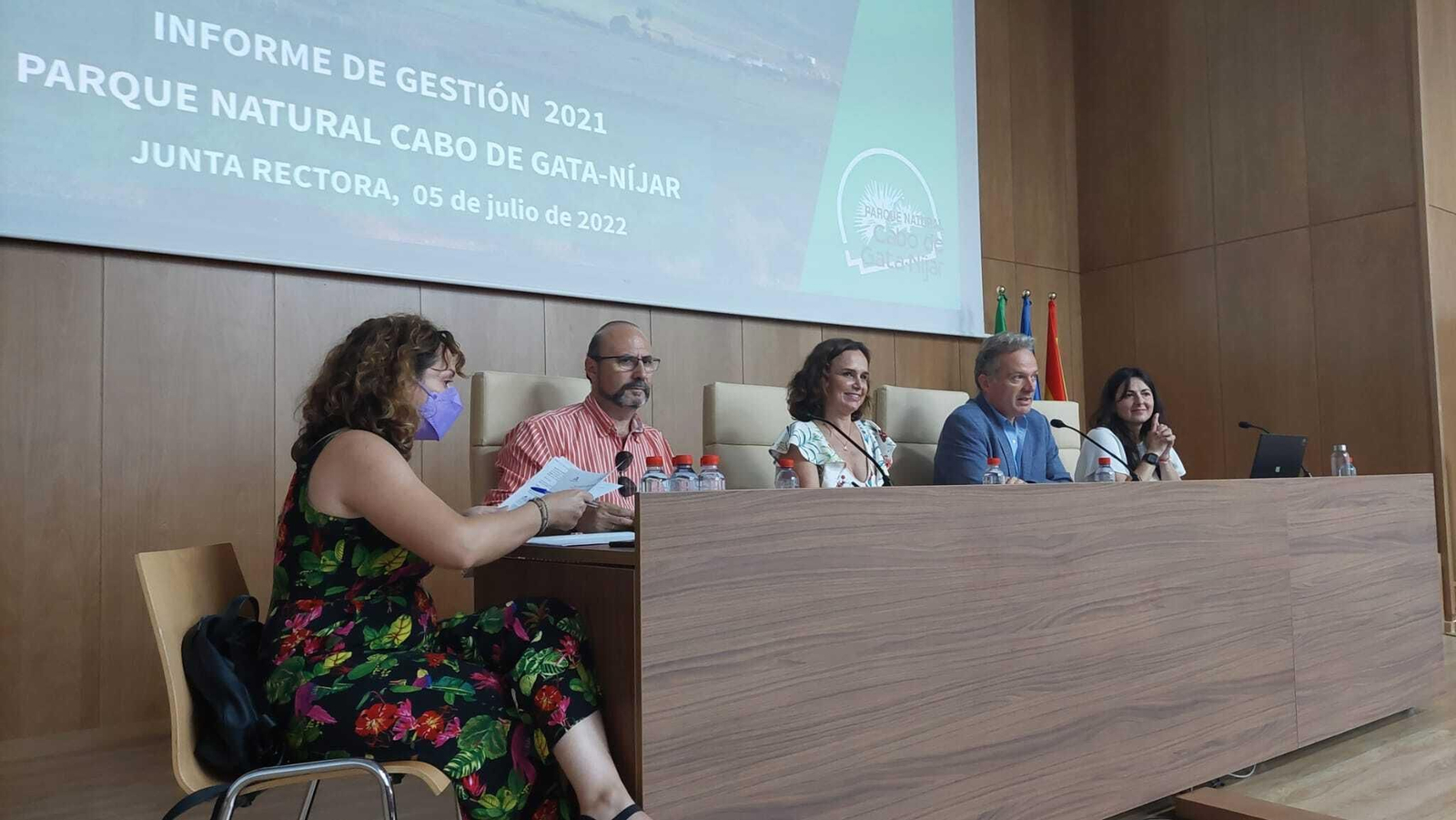 Reunión de la junta rectora del parque.