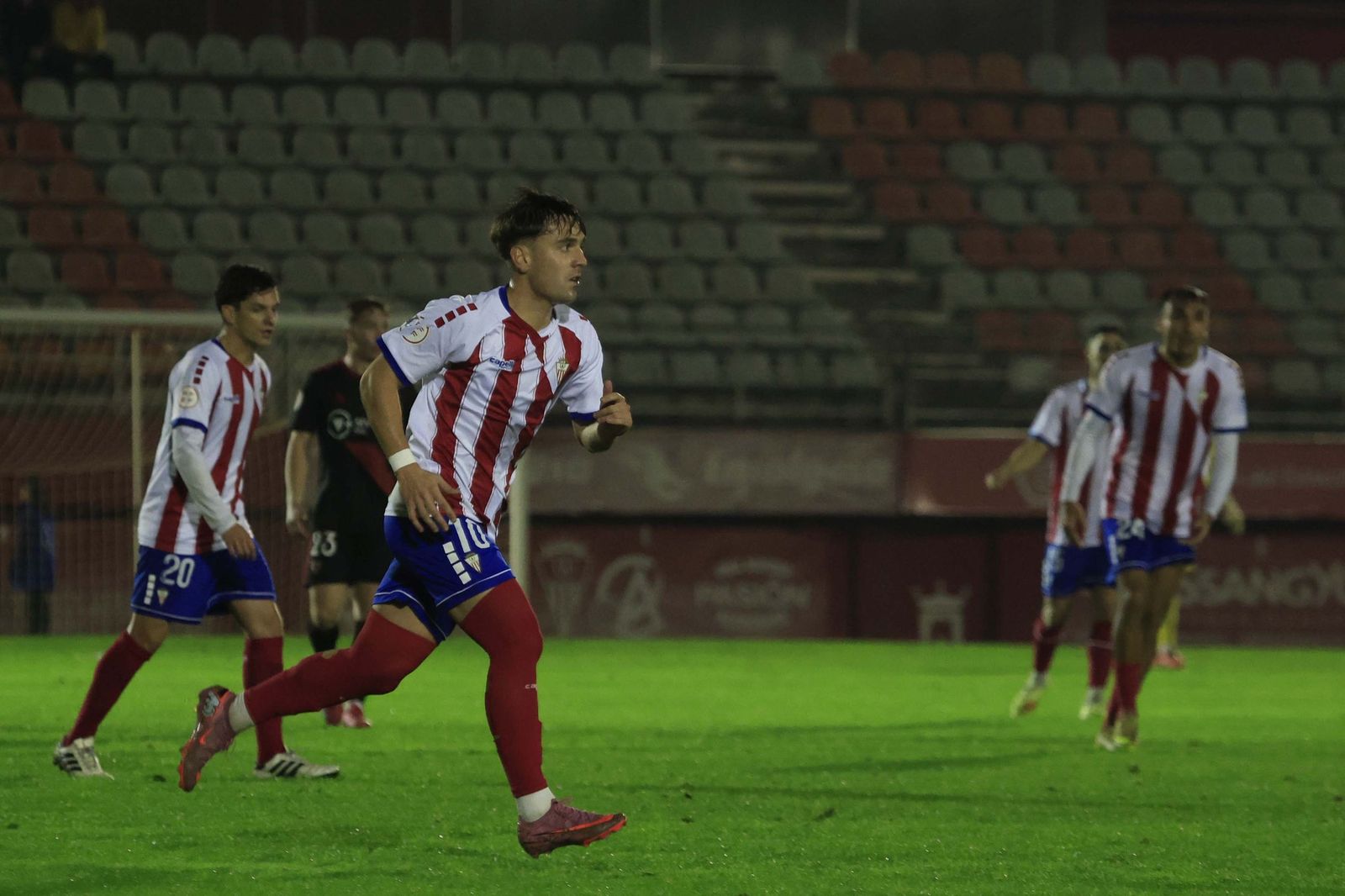 Las mejores fotos del Algeciras - Sevilla Atlético de Primera Federación