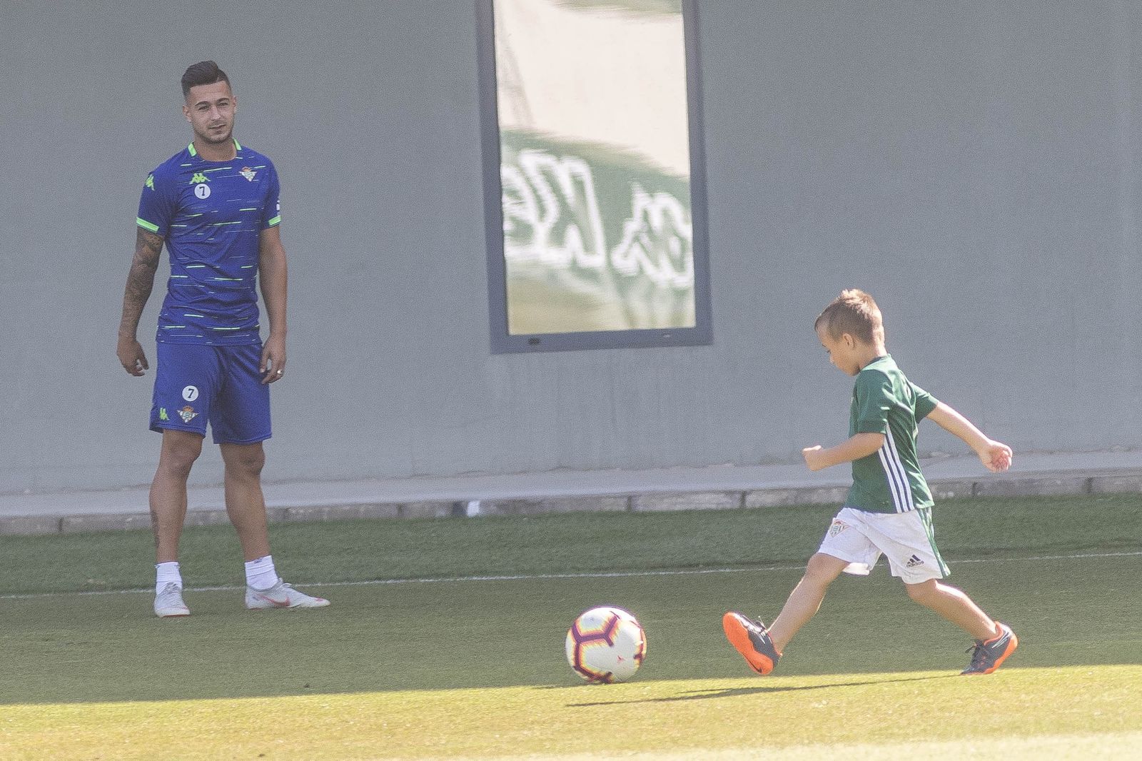 ¿Seguirá Izan los pasos de Sergio?Muriel, atracción en la expediciónGuerrero promete guerra hasta Qatar