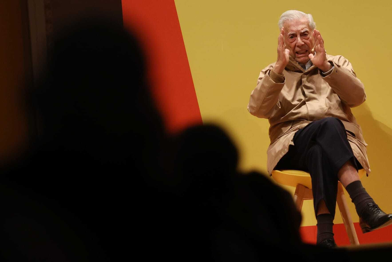 Mario Vargas Llosa en la inauguración del festival 'Escribidores' en Málaga.