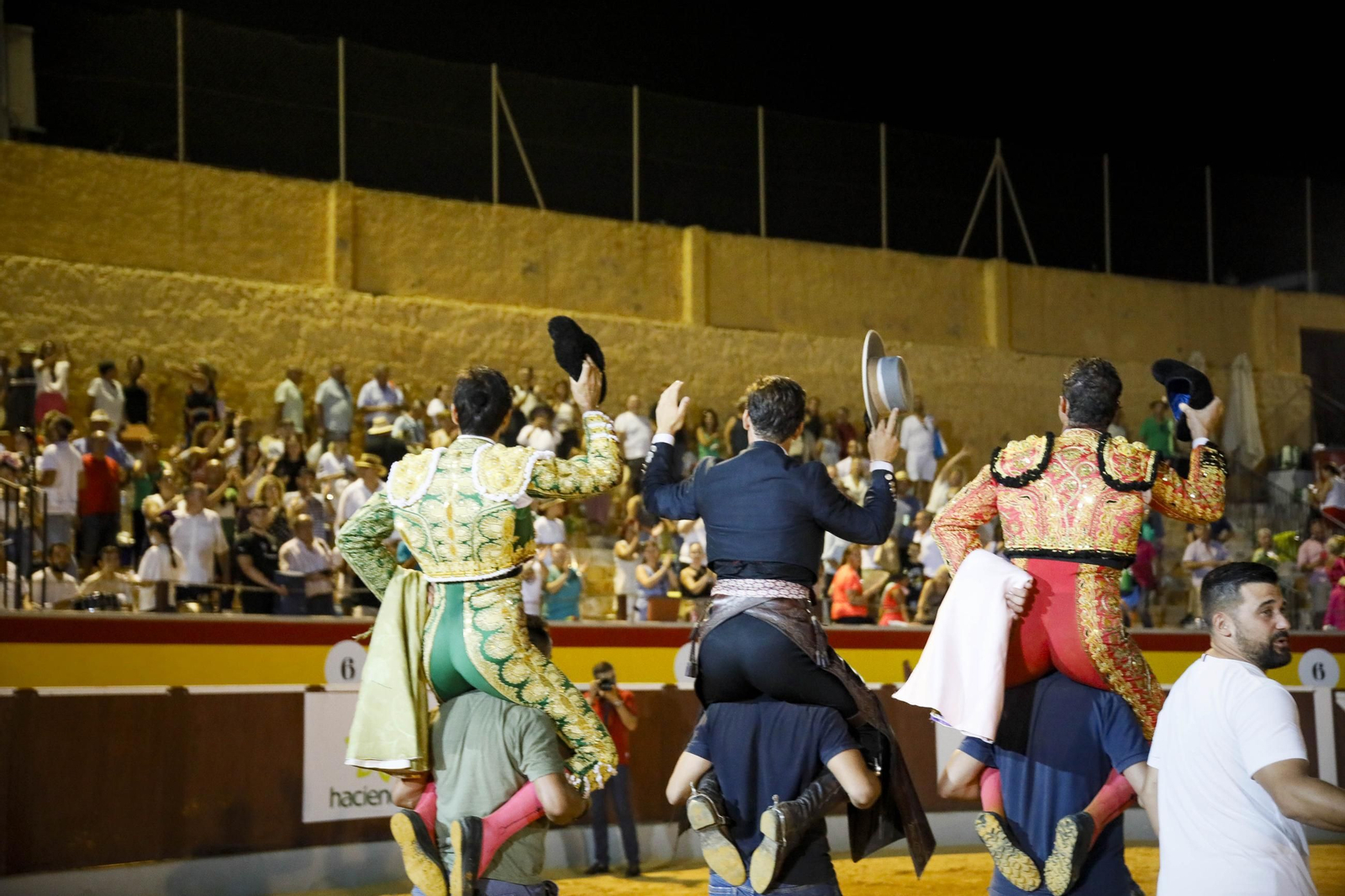 Corrida de toros Berja con un toro indultado, en imágenes