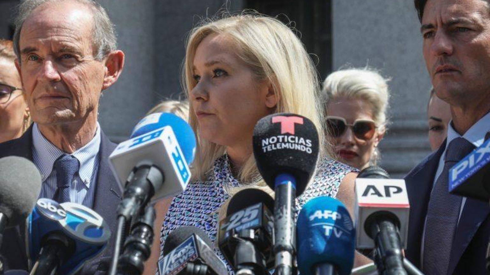 Virginia Giuffre, la mujer que ha denunciado por abuso sexual al príncipe Andrés. Virginia Giuffre, la mujer que ha denunciado por abuso sexual al príncipe Andrés.