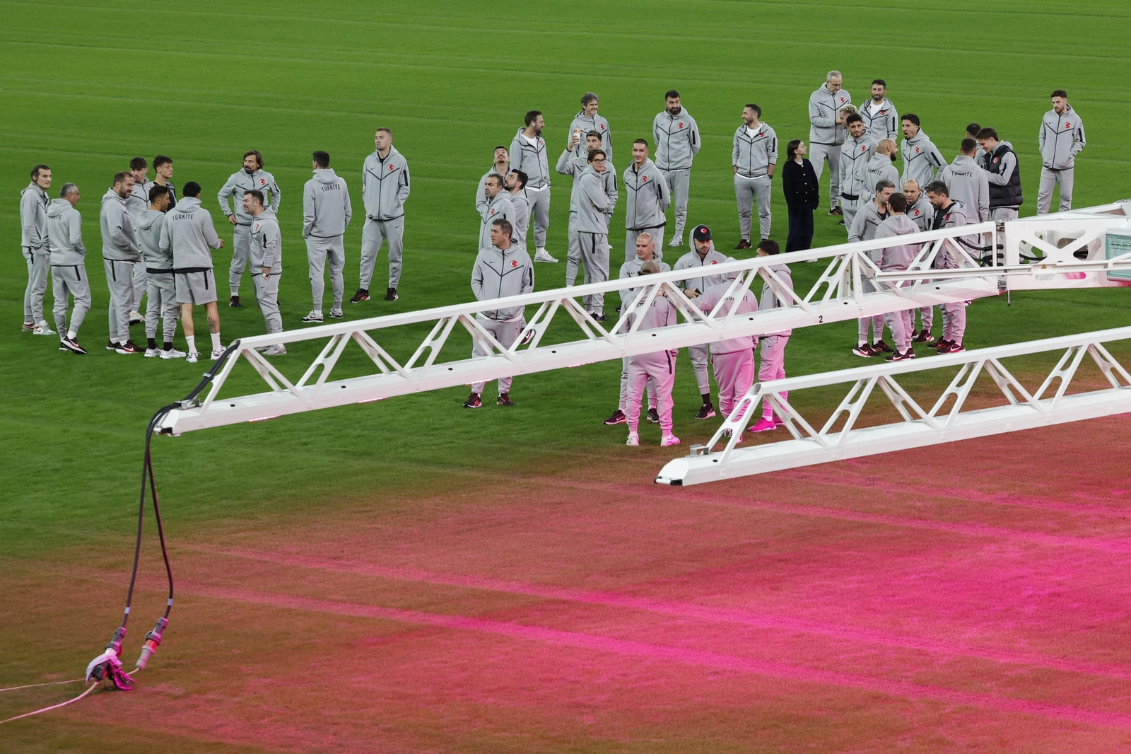 La selección de Turquía, en Sevilla (11).jpg