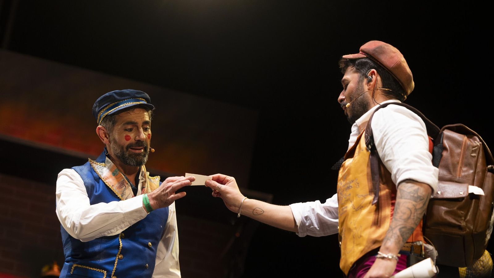 Las imágenes del pregón de Antoñito Molina en el carnaval de Cádiz 2025