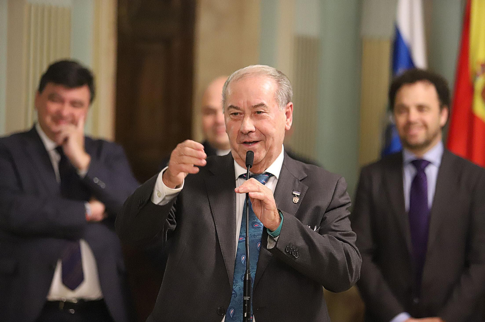 Imágenes del cartel de la Semana Santa 2023 de Huelva en su presentación