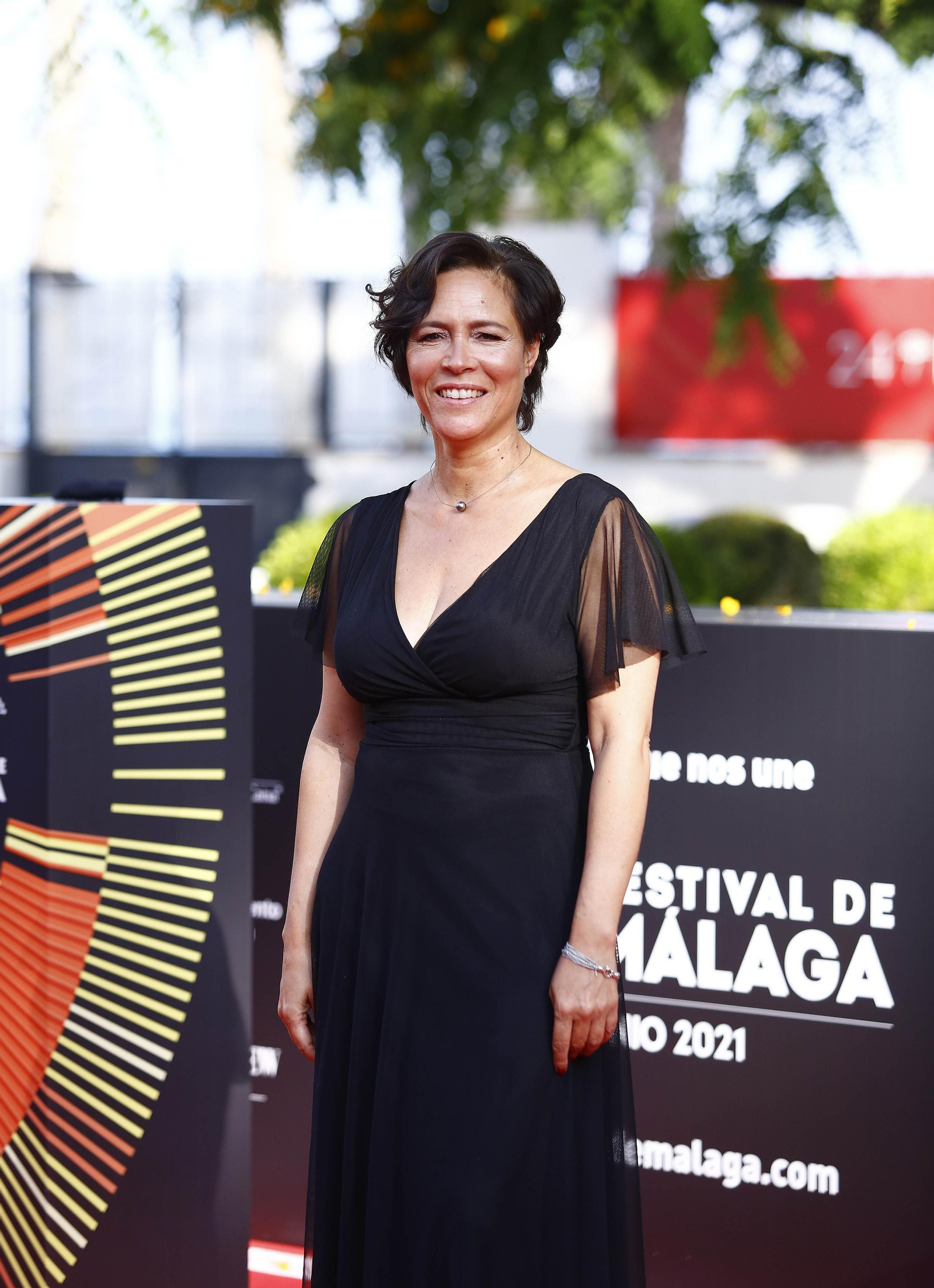 Las fotos del desfile de famosos para inaugurar el festival con nostalgia de la alfombra roja