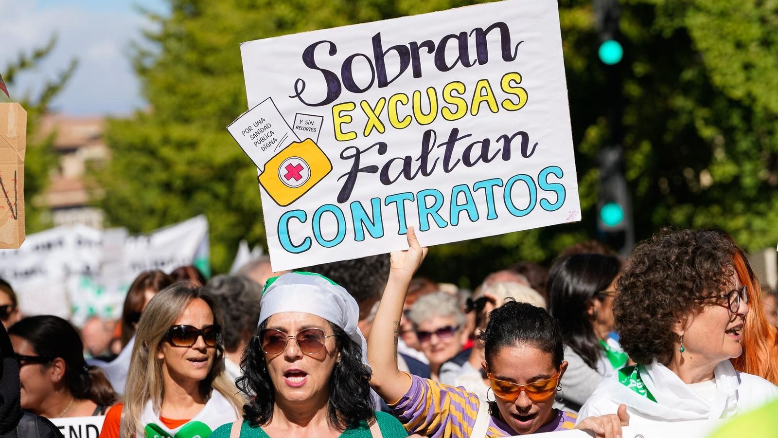 En la manifestación no han faltado las pancartas reivindicativas