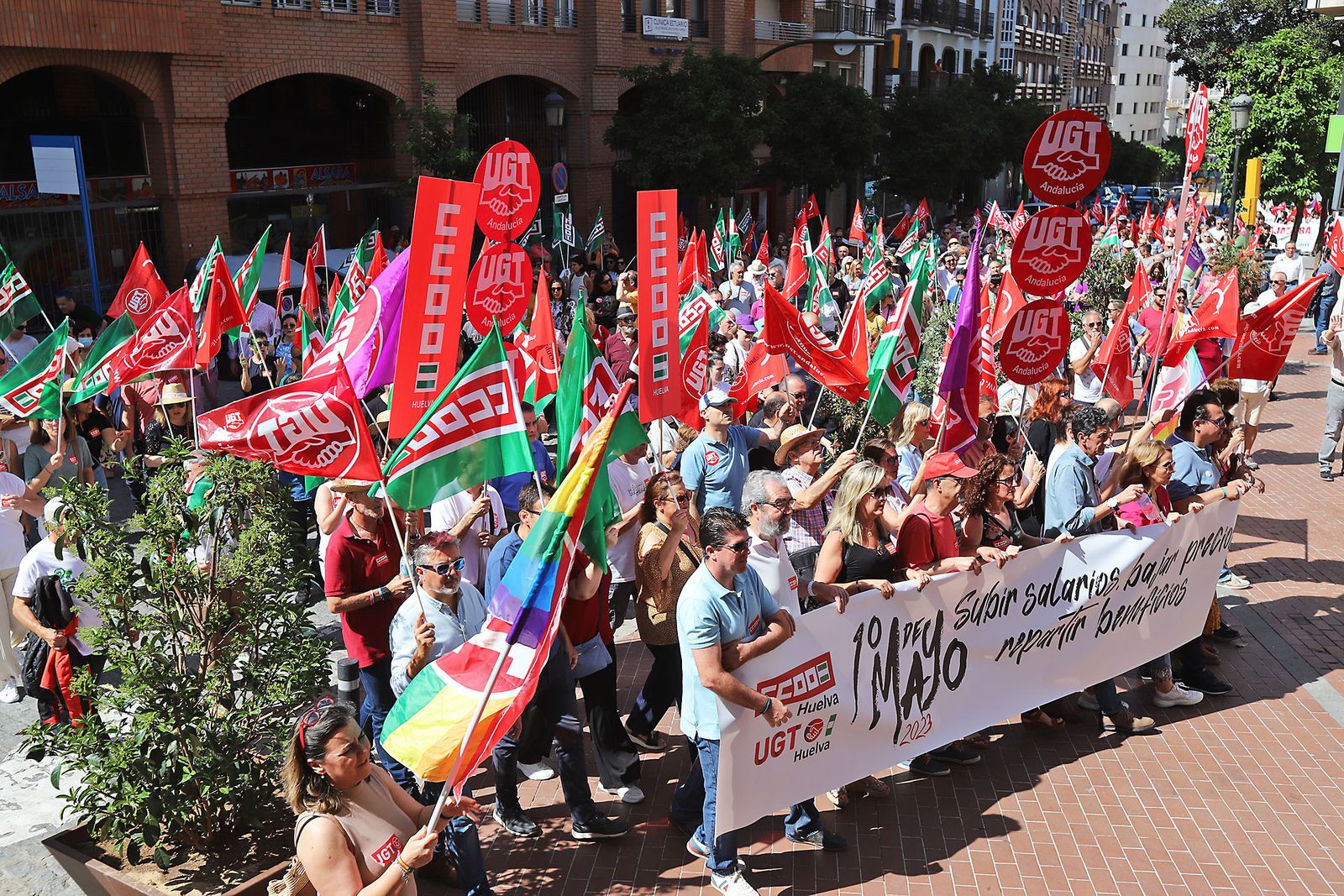 Las imágenes más destacadas del 1 de mayo en Huelva