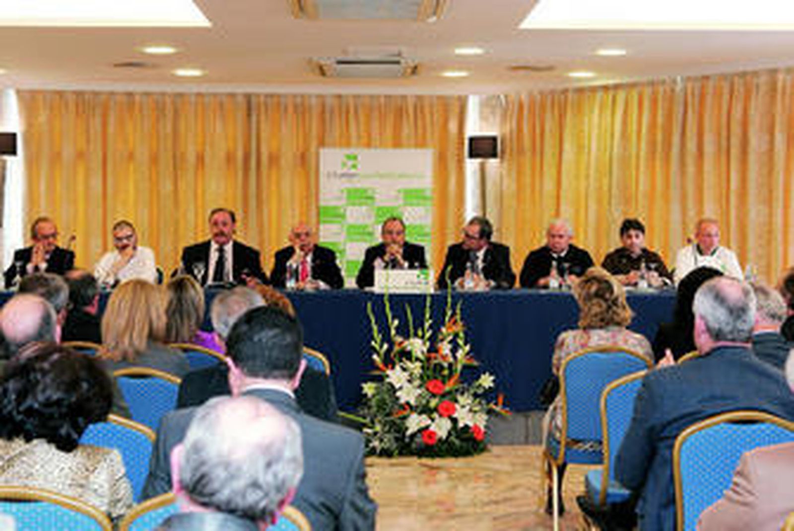 La presentación contó con cinco de los seis cocineros que van a participar.