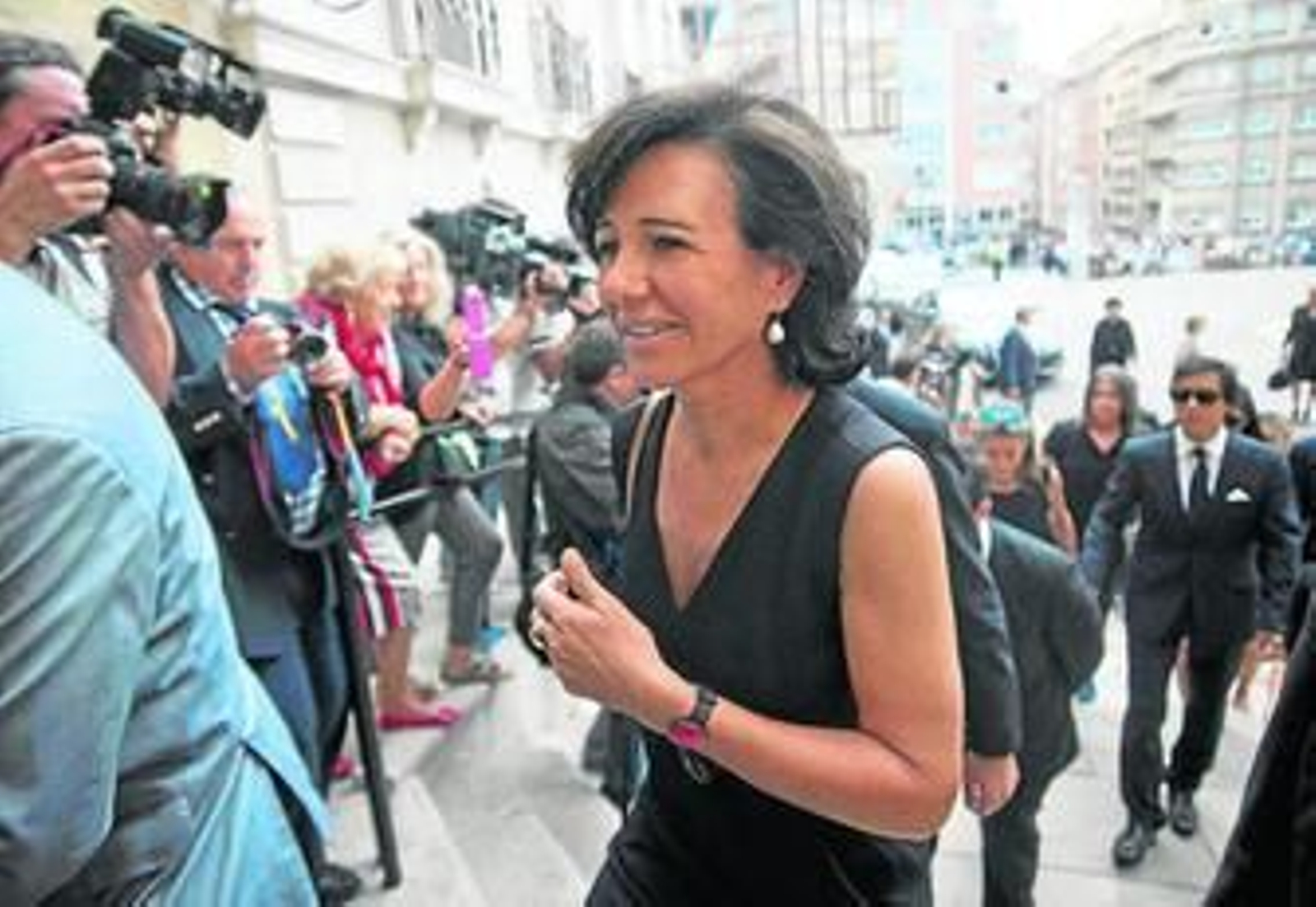 Ana Botín, en el funeral de su padre, el pasado sábado en Santander.