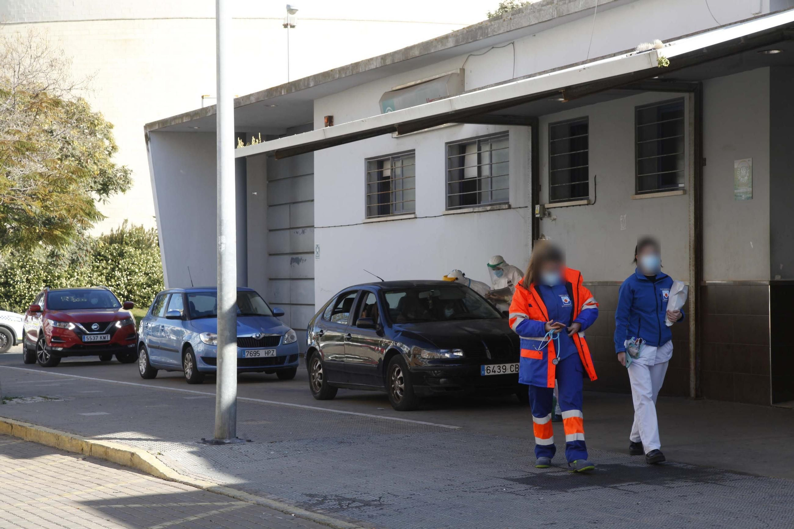 Inmediaciones del centro de salud de Isla Cristina en una imagen de archivo.