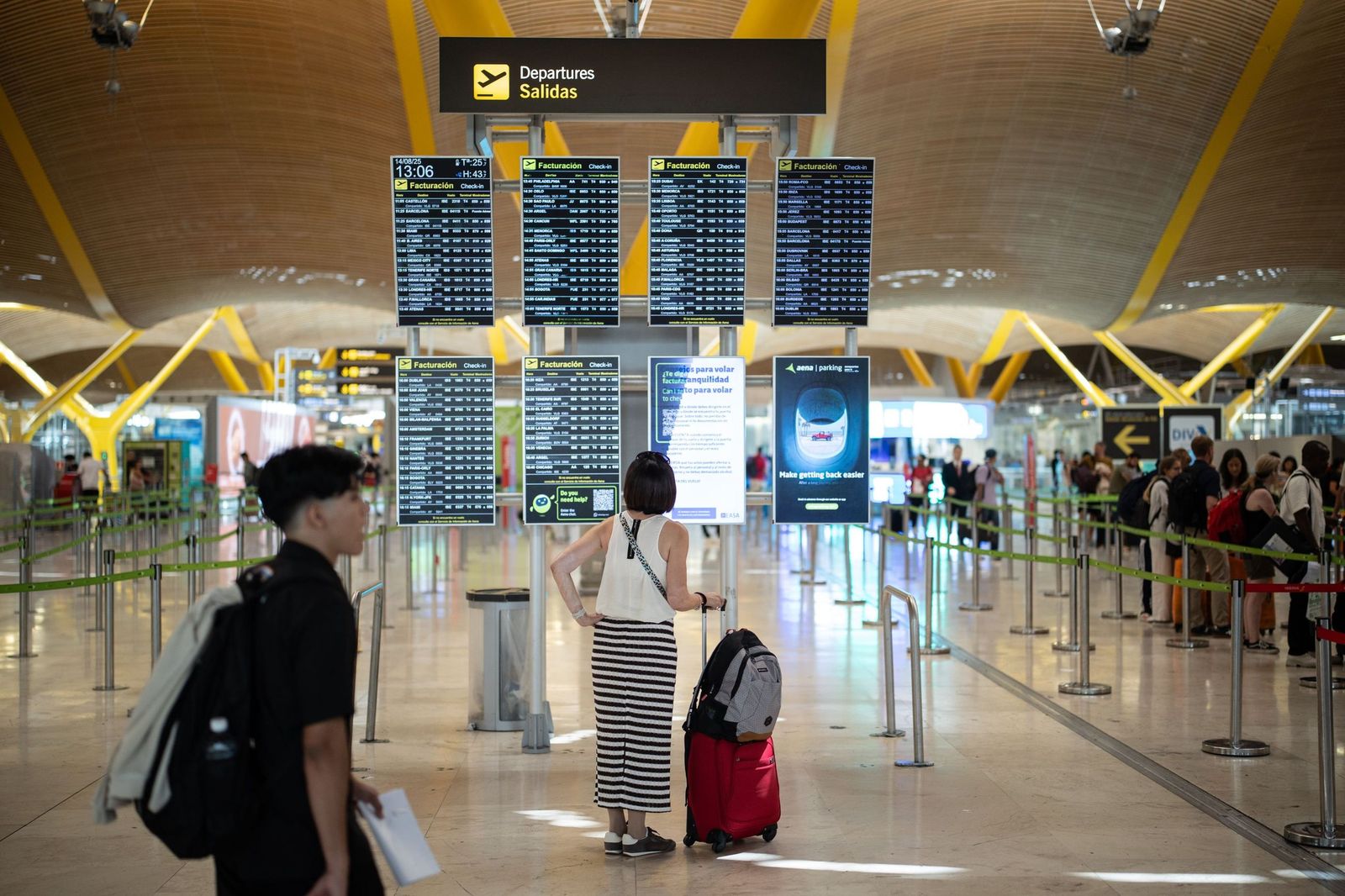 El Gobierno aprueba un decreto para topar precios en caso de situaciones de emergencia.