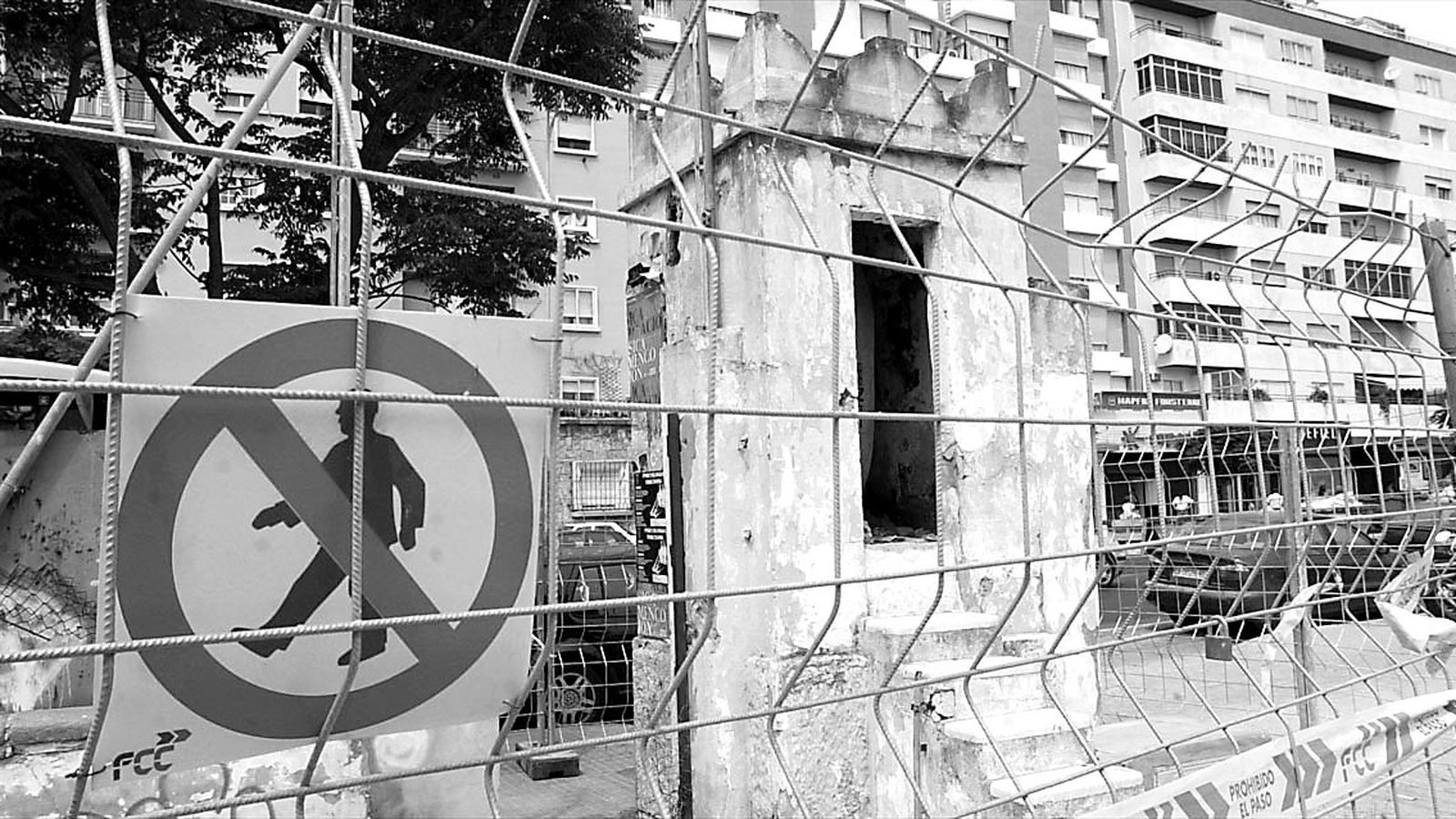 La última garita que quedó en pie de los viejos cuarteles.