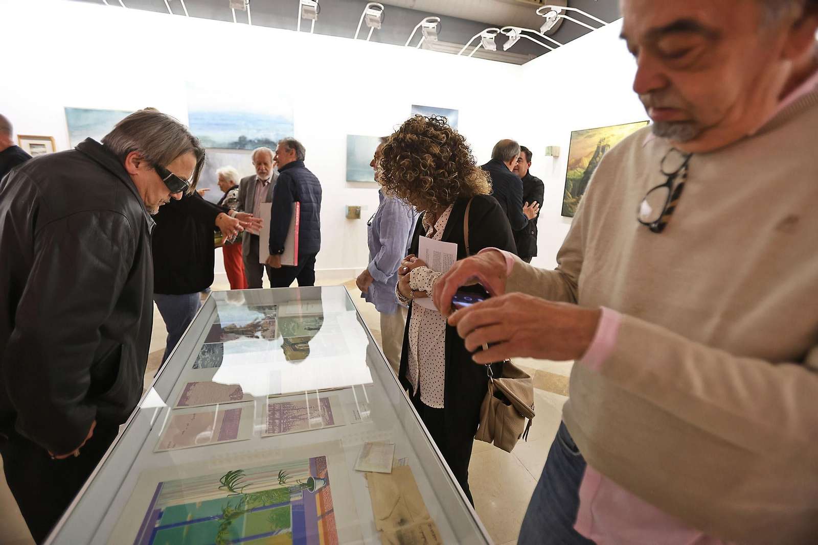 Imágenes de la inauguración de la muestra 'Camino de Perfección' del pintor Antonio Belmonte