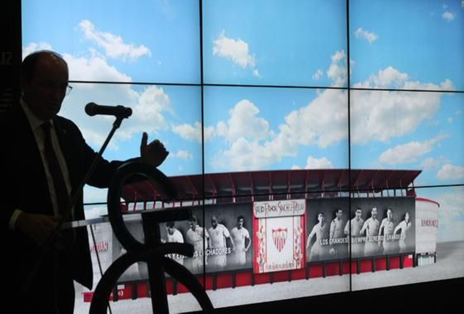 José Castro presenta la remodelación del Sánchez-Pizjuán

Foto: Belén Vargas