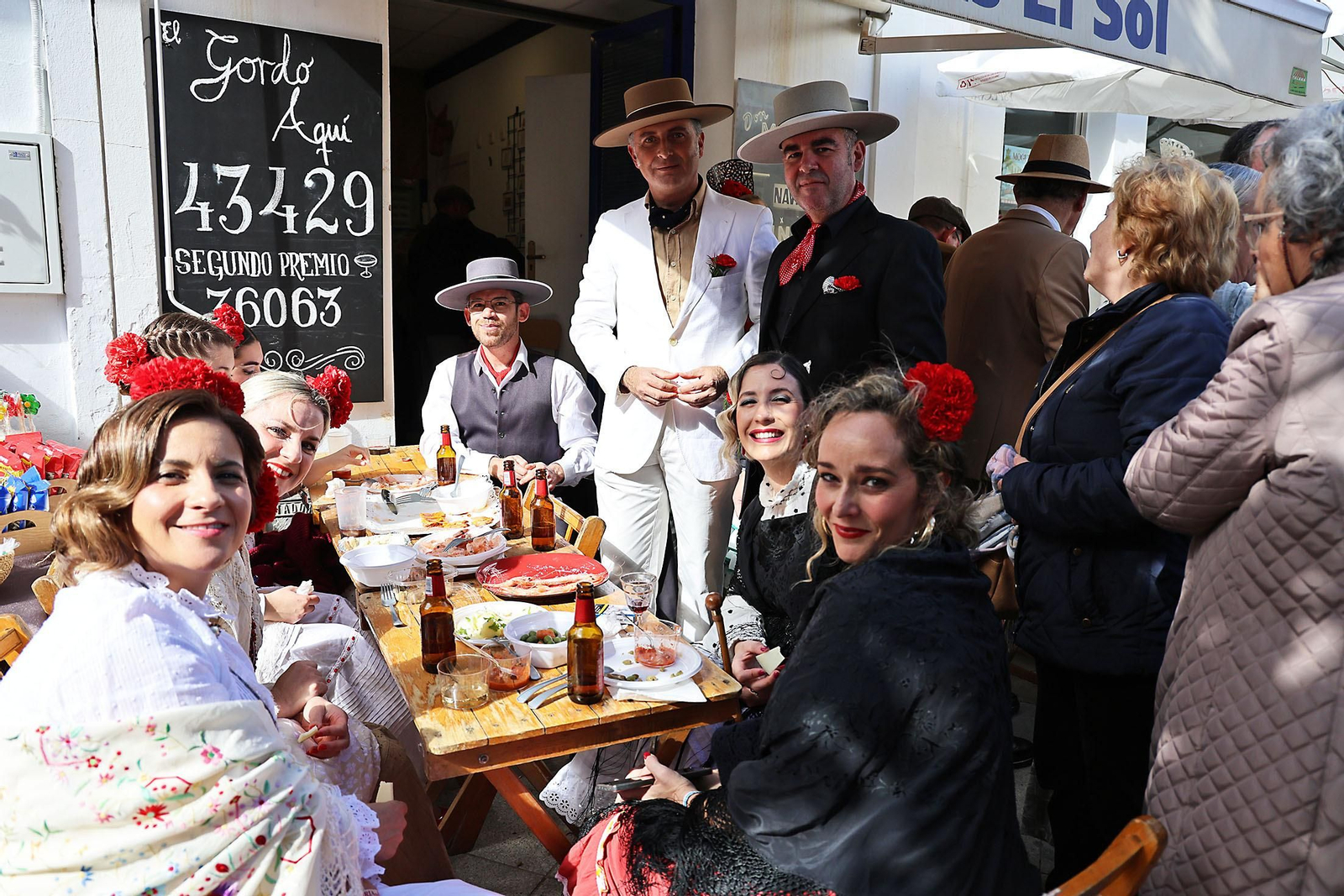 Imágenes del ambiente en la Feria de Época 1900 de Moguer