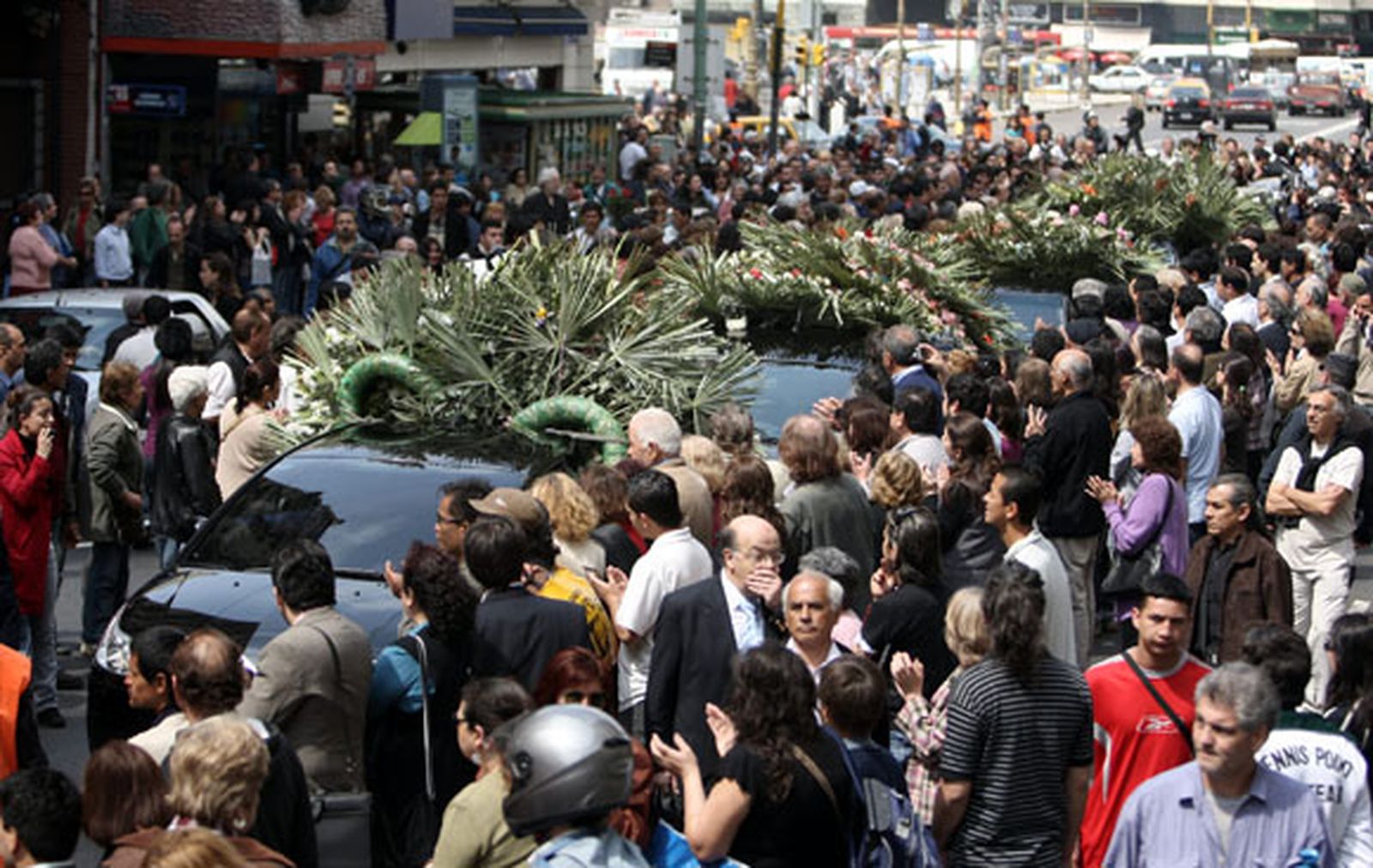 Buenos Aires despide a 'la voz de América'