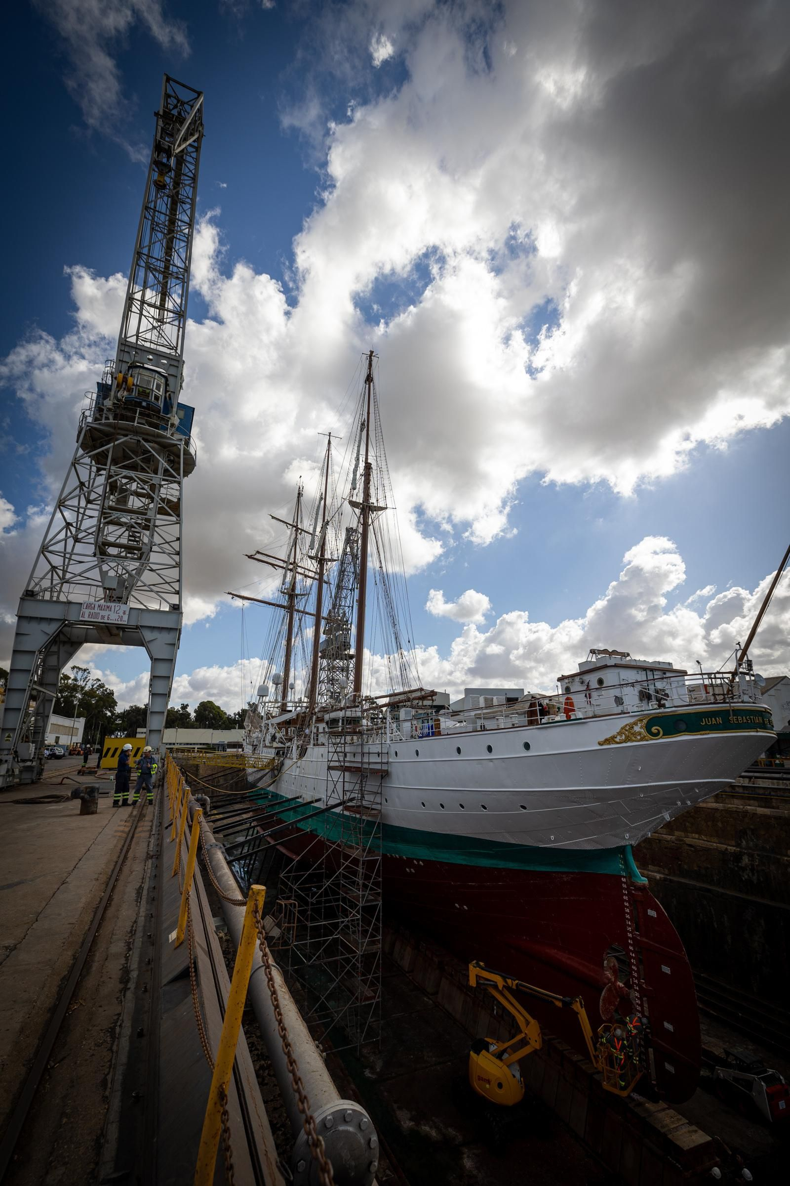 Un recorrido completo por las obras del buque escuela 'Juan Sebastián de Elcano'