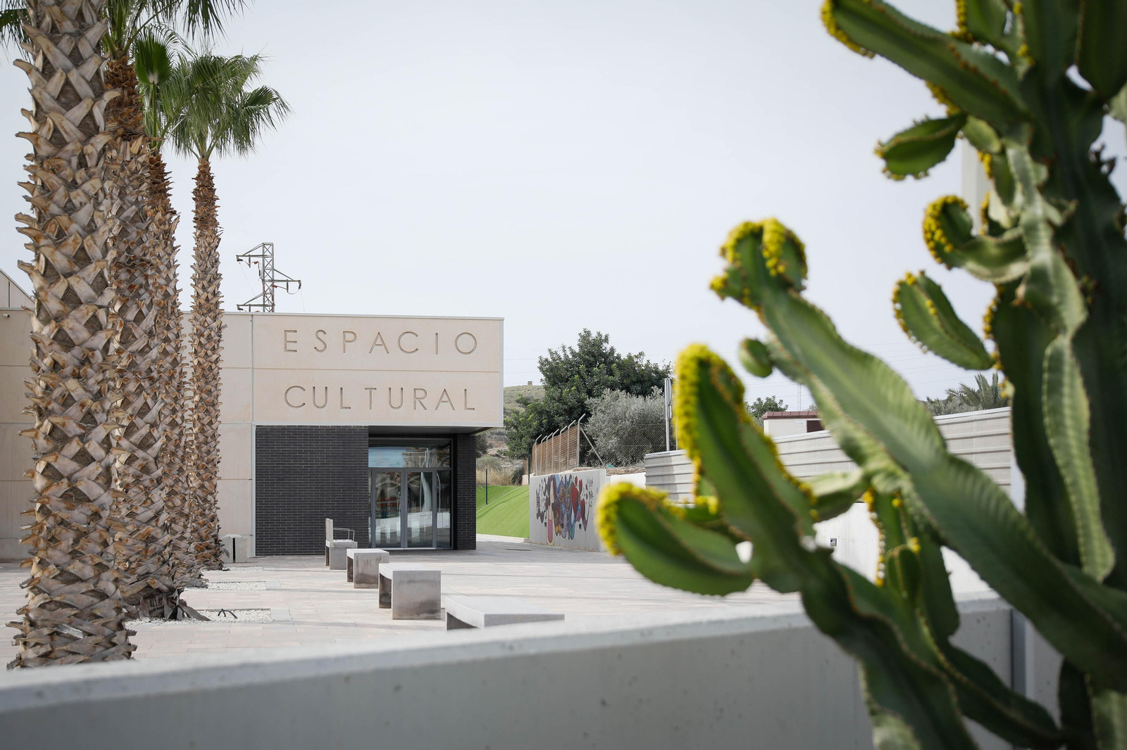 Entrevista al alcalde de los Gallardos y visita al pueblo en imágenes por el centenario como municipio independiente