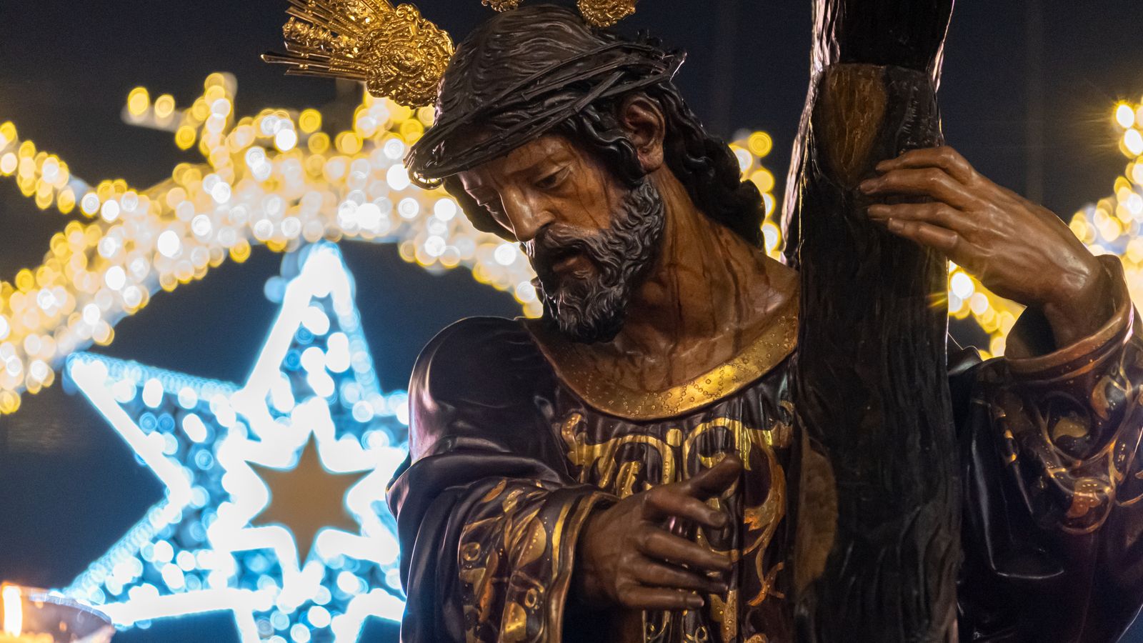 El vía crucis extraordinario de la Candelaria, en imágenes