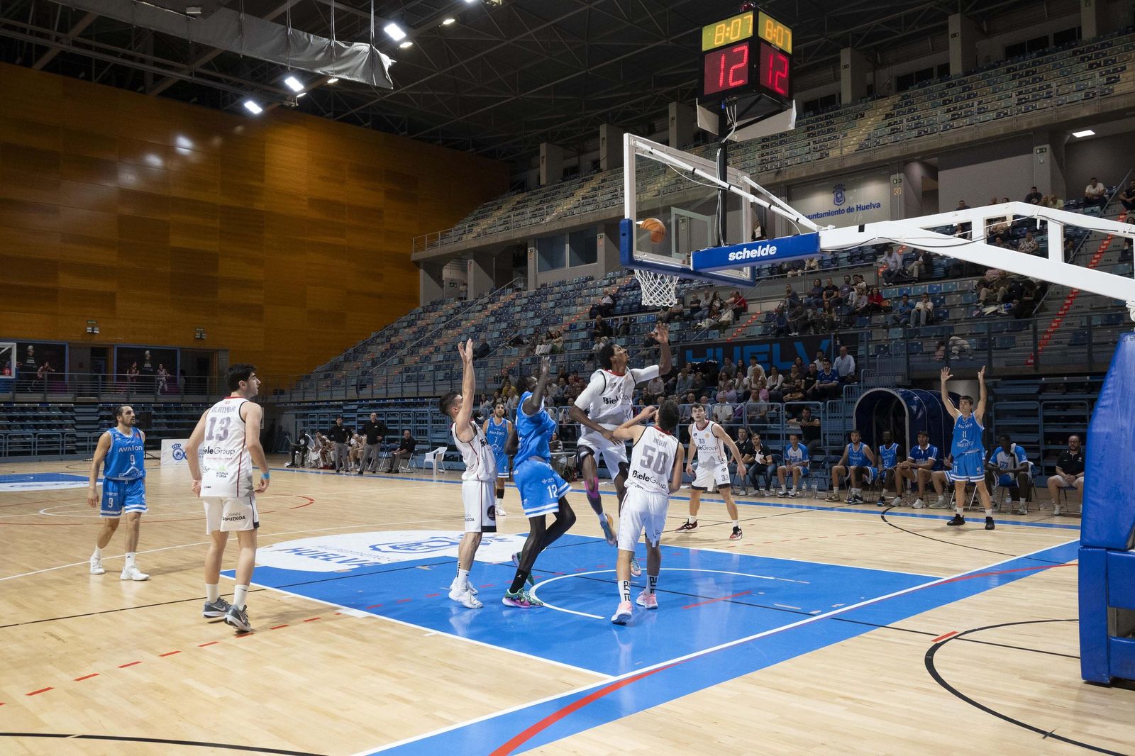 Imágenes del partido entre el Ciudad de Huelva y Biele ISB