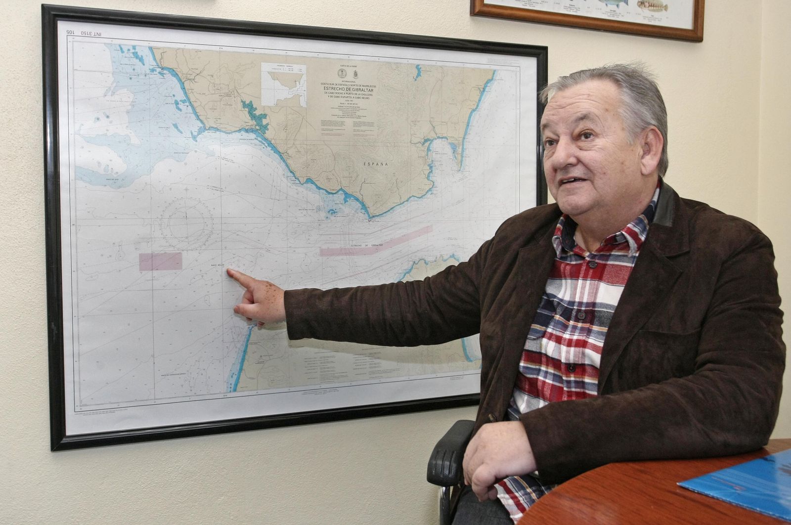 Maza señala el caladero Majuán, principal banco de pesca de la flota andaluza en Marruecos.