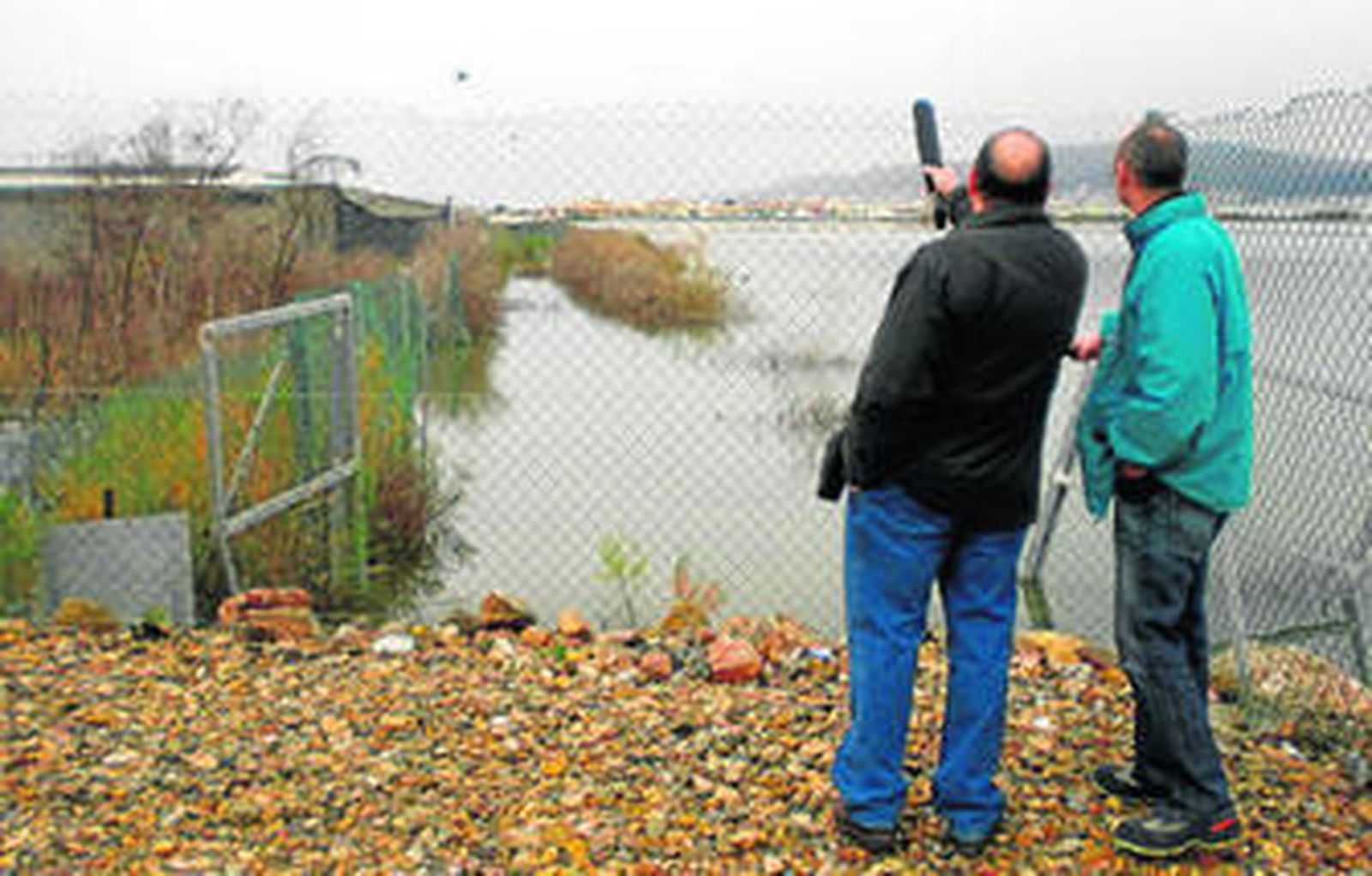 La problemática vecinal con la Balsa del Sapo ha generado debate en varias ocasiones.