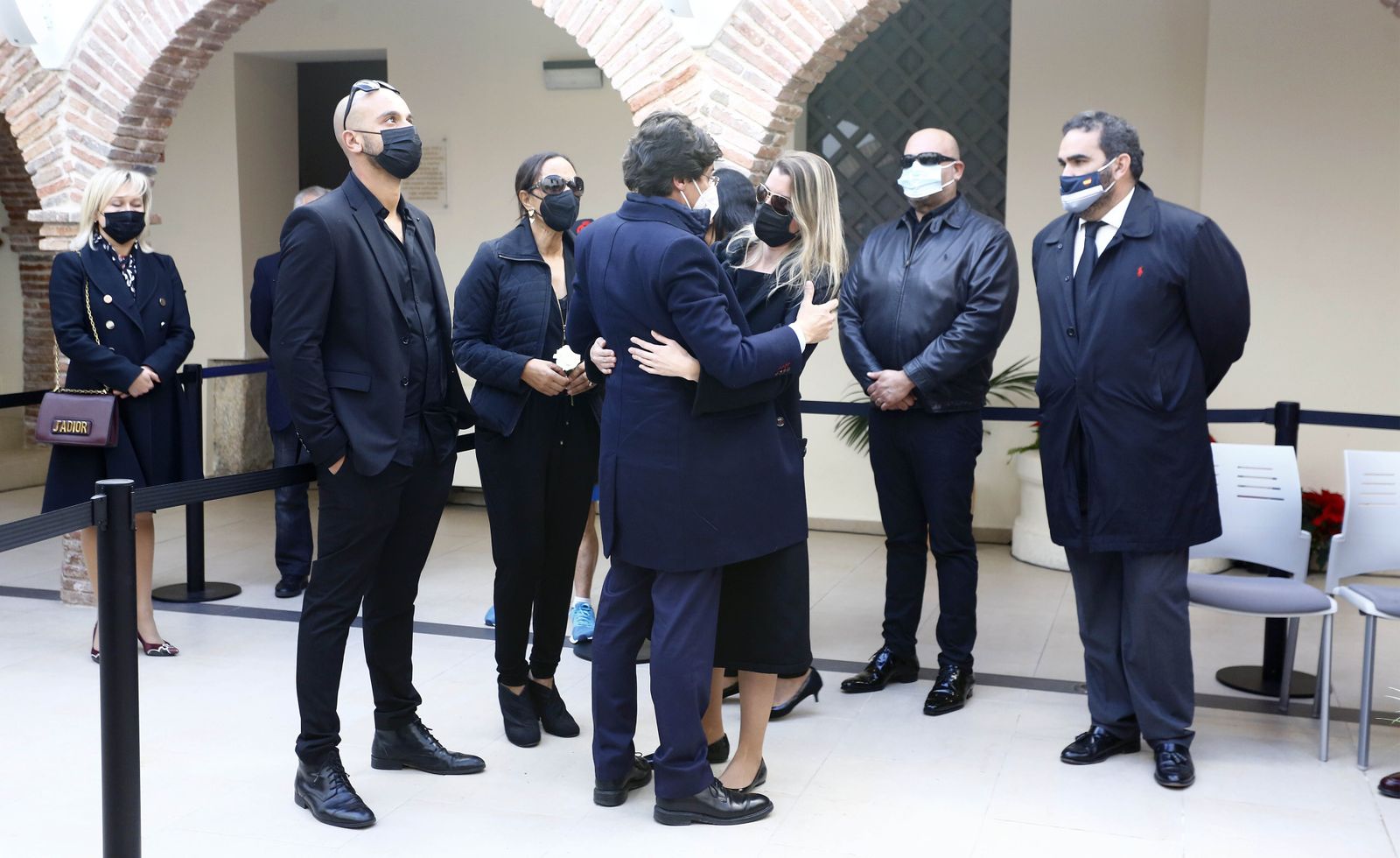 La despedida de Marbella a Manolo Santana, en imágenes