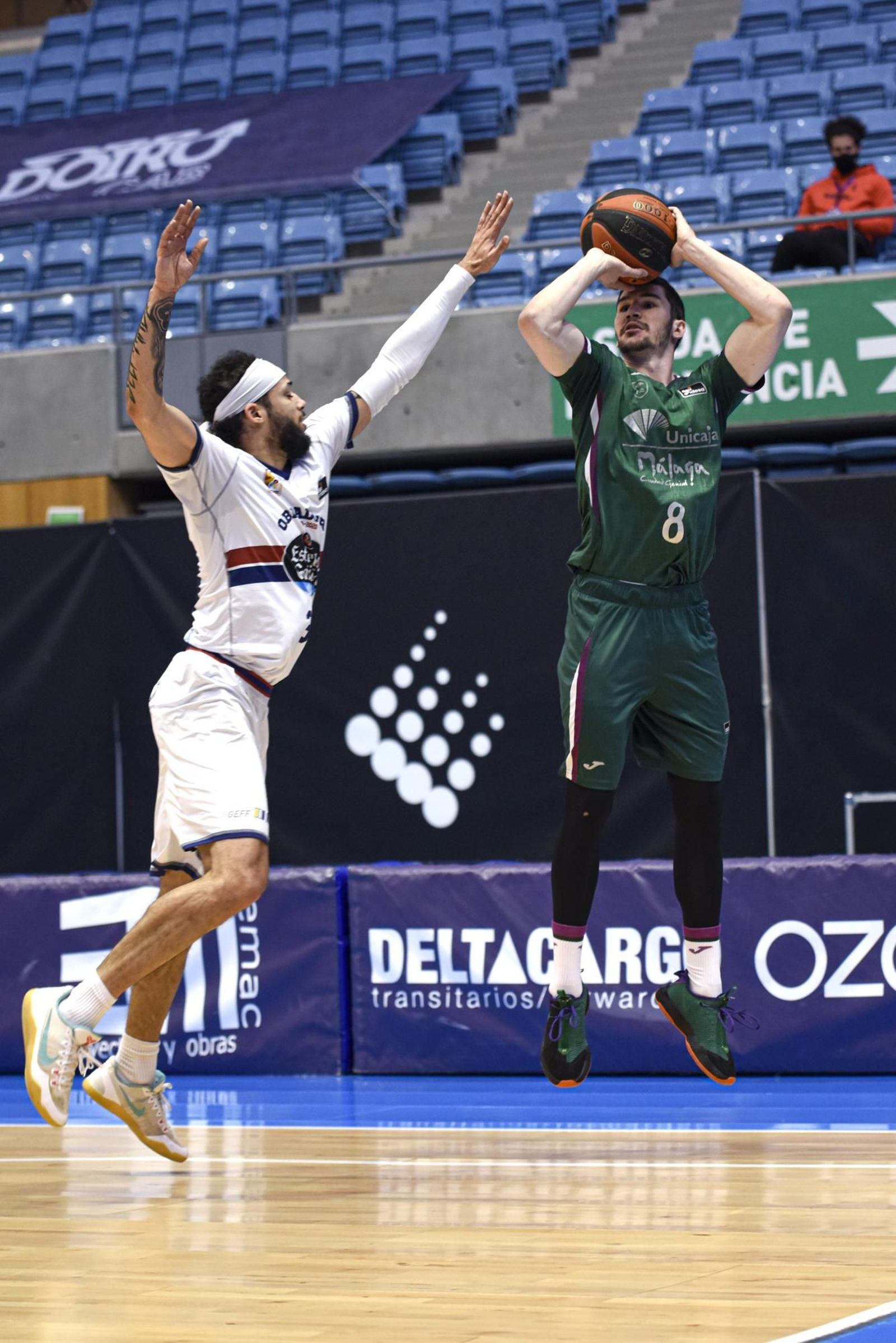El Monbus Obradoiro - Unicaja Baloncesto, en fotos