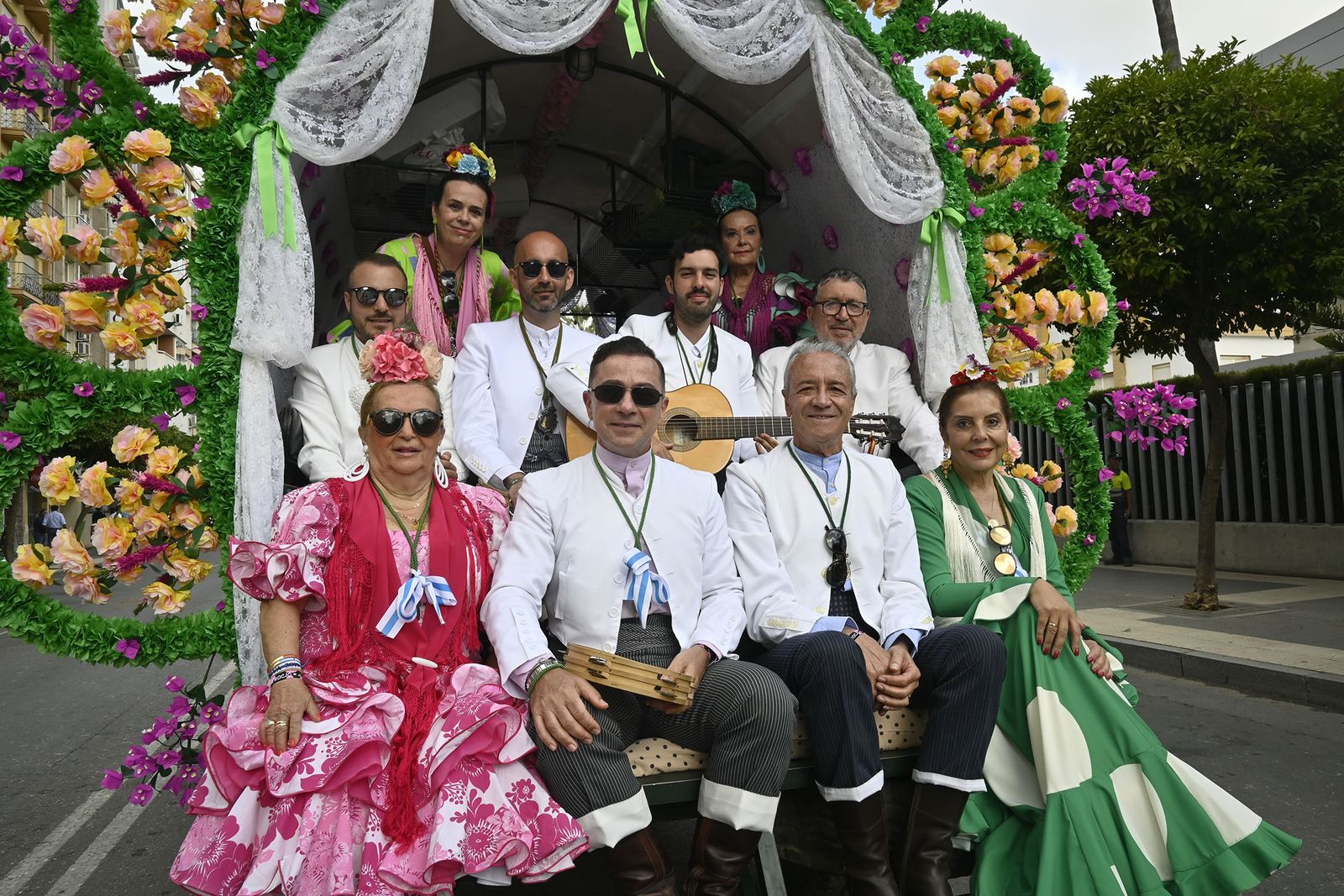 Todos los rocieros de la comitiva de la Hermandad de Huelva, en imágenes