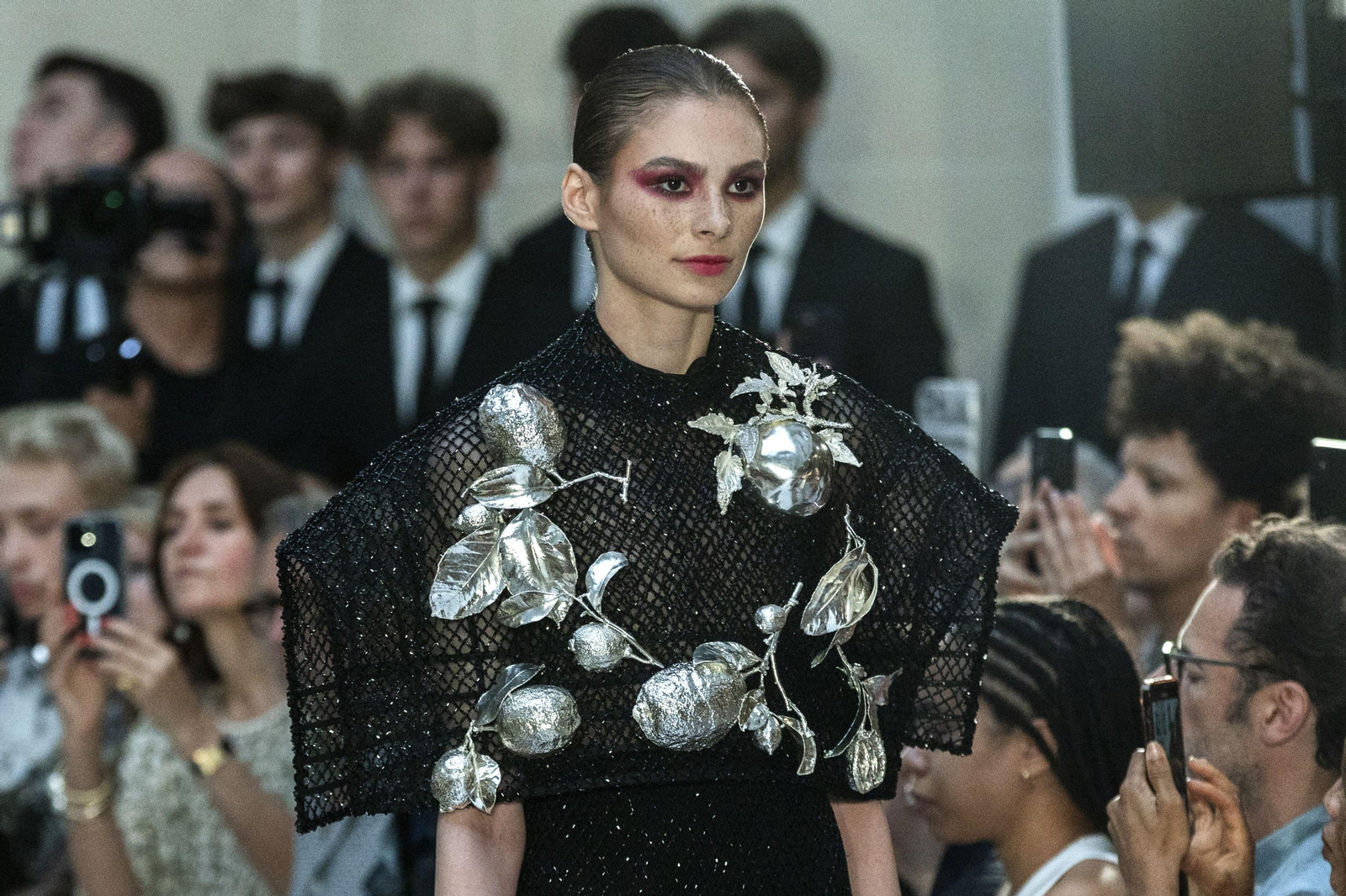 Las mejores imágenes del desfile de Juana Martín en París