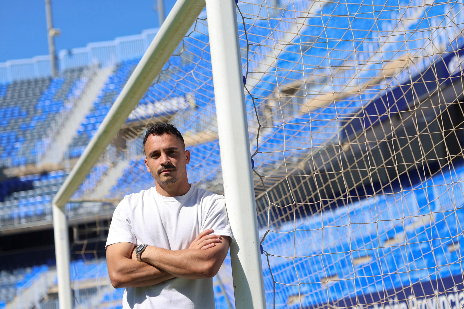 Alfonso Herrero, en la portería de La Rosaleda.