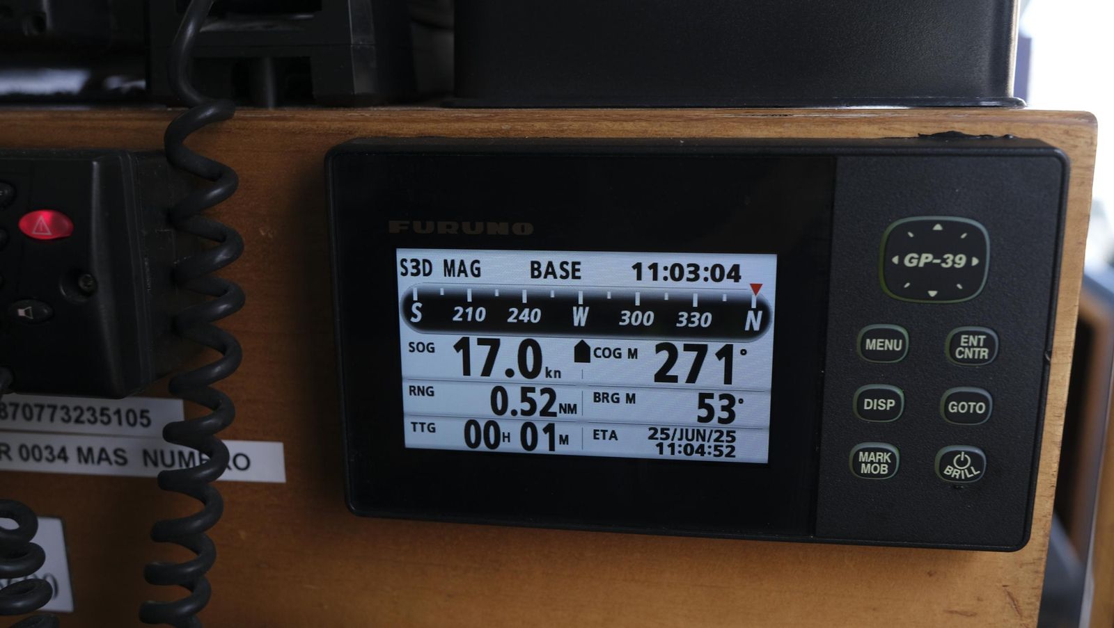 Patrullaje con el Servicio Marítimo de la Guardia Civil, en imágenes