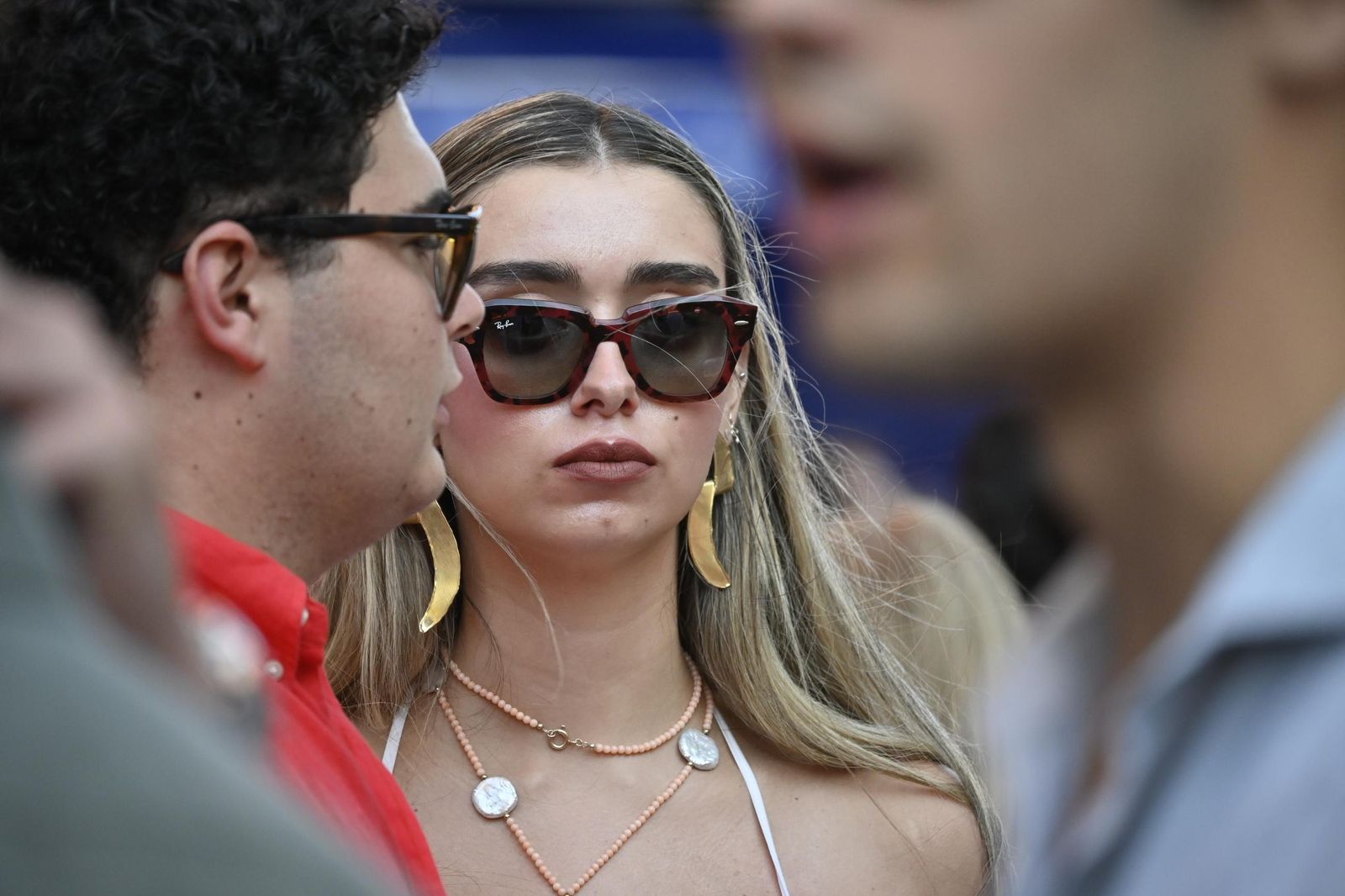 Imágenes de ambiente en el cuarto día de toros en Huelva