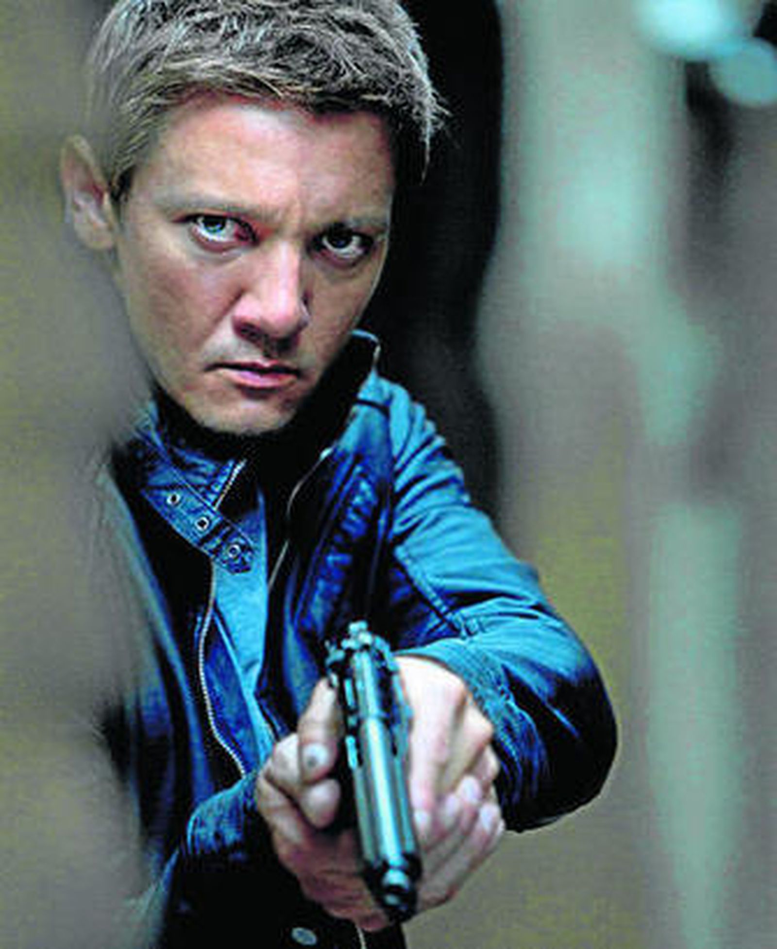 Jeremy Renner toma el relevo de Matt Damon en la saga Bourne.