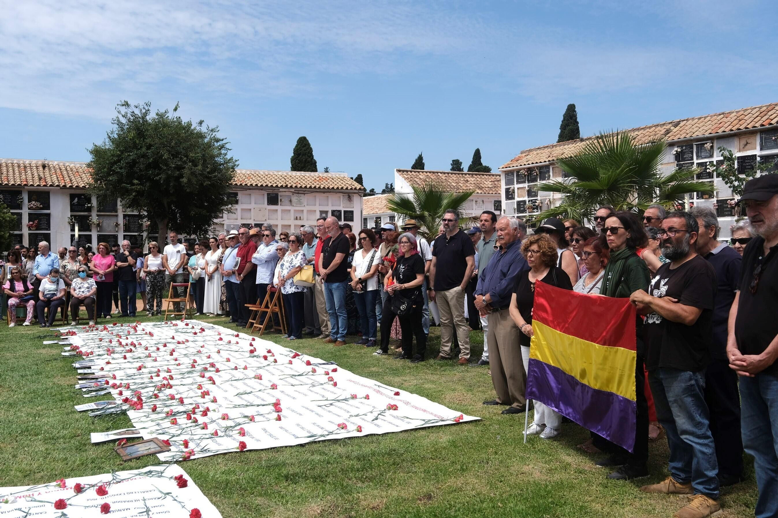 El homenaje a las víctimas del franquismo en Córdoba, en imágenes