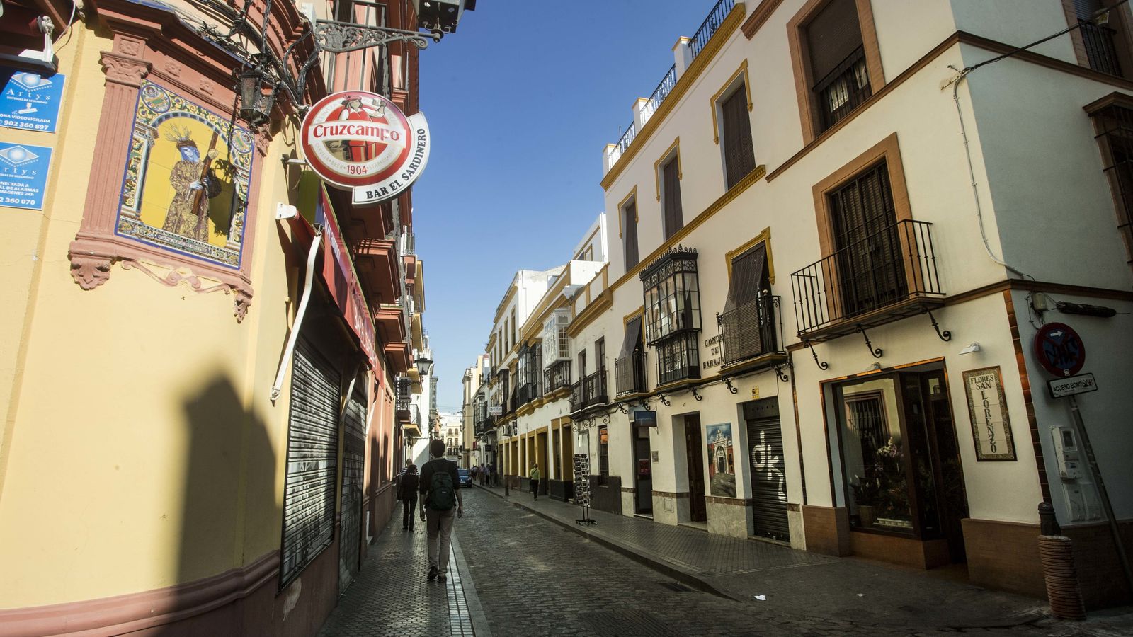 La calle Conde de Barajas, donde la Policía Local ha denunciado uno de los alquileres fraudulentos.