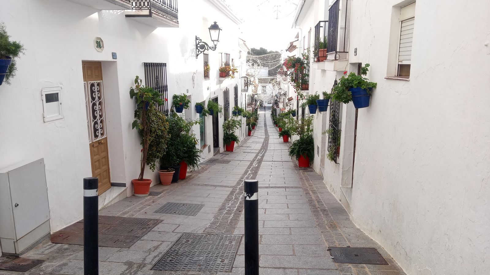 Una de las calles de Mijas. Una de las calles de Mijas.