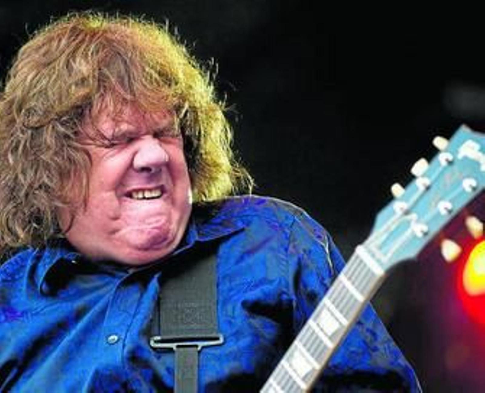 El guitarrista realizó una gira en octubre por Rusia y Extremo Oriente.