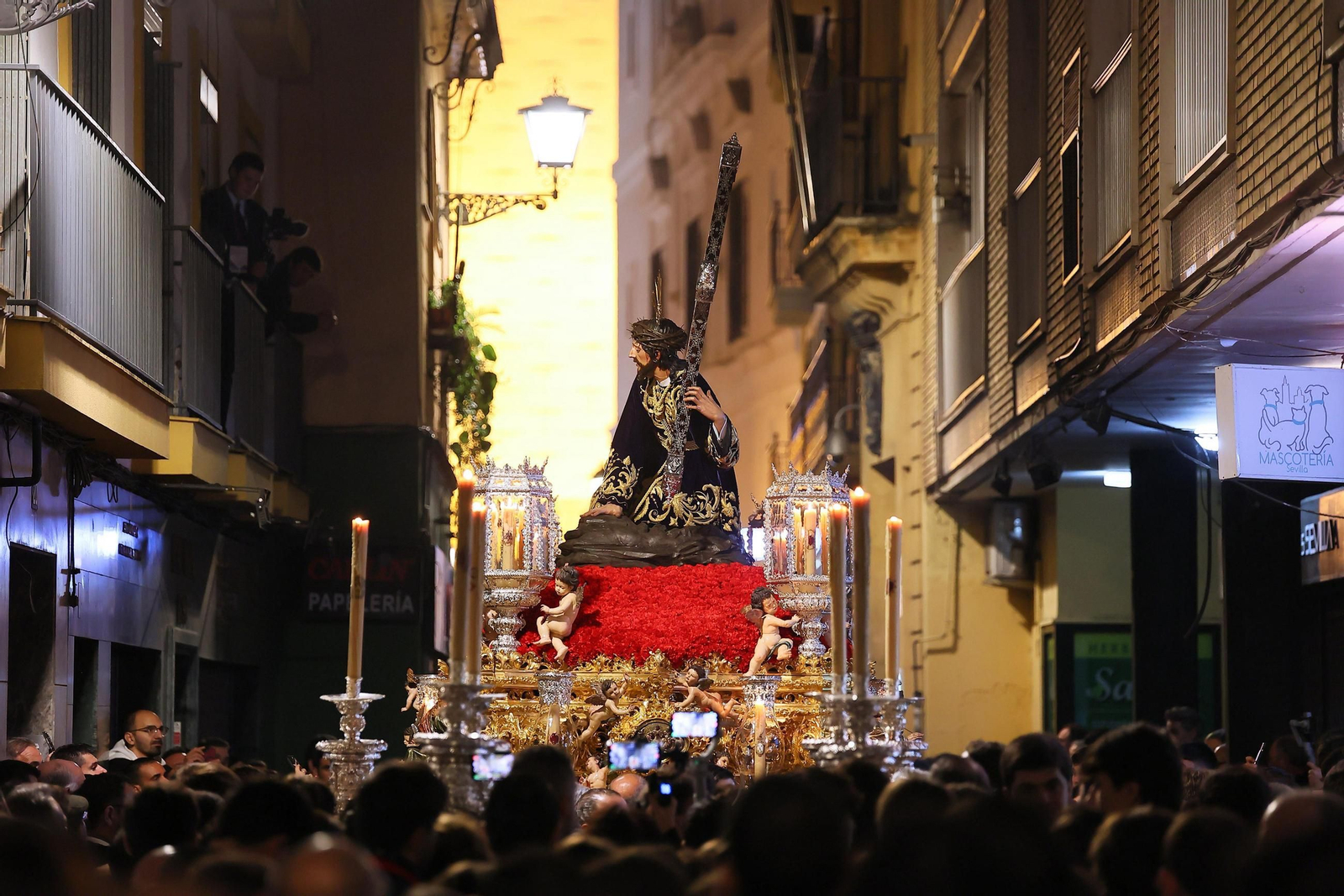 Las fotos de la salida extraordinaria de Nuestro Padre Jesús de las Penas