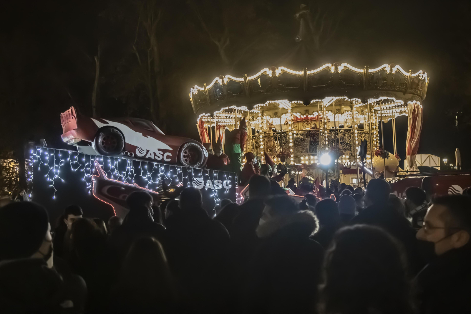 Fotos de la cabalgata de Reyes Magos de Granada 2022