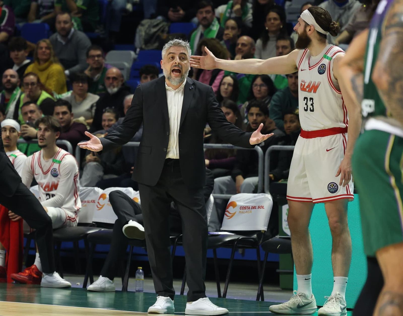 El Unicaja-Elan Chalon, en fotos