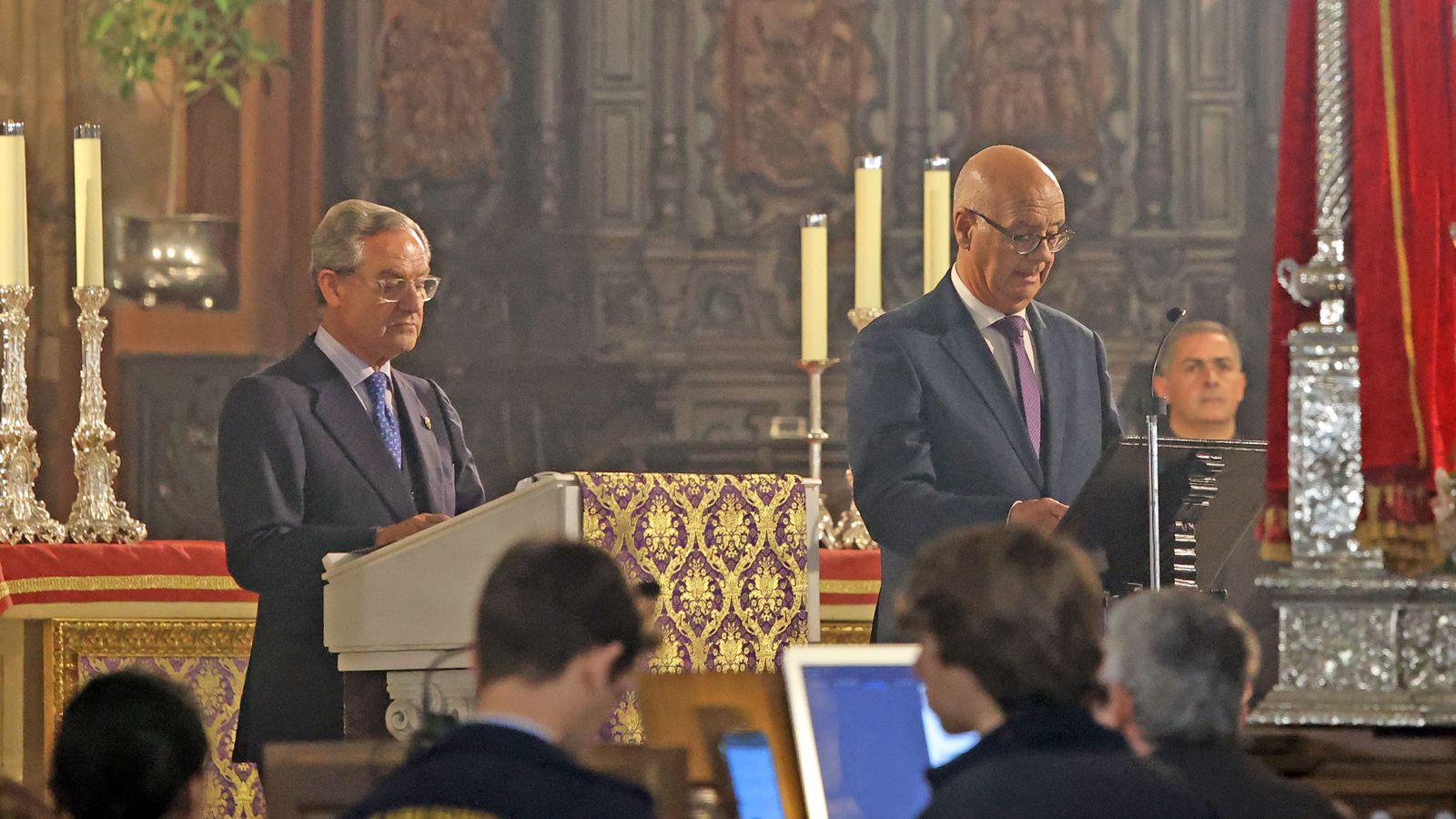 Vía Crucis de las hermandades con Nuestro Padre Jesús del Consuelo en la Catedral