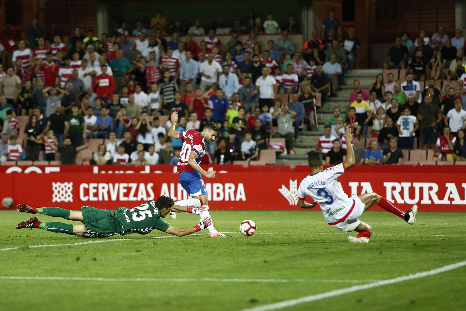 El Granada CF-Rayo Majadahonda, en imágenes