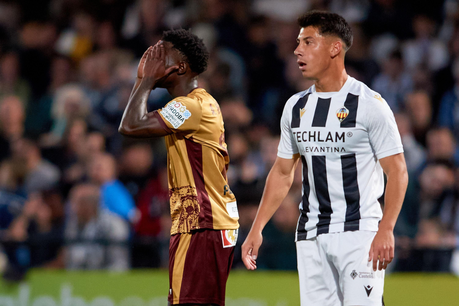 Las mejores fotos del ambiente en Castalia para el Castellón - Córdoba CF