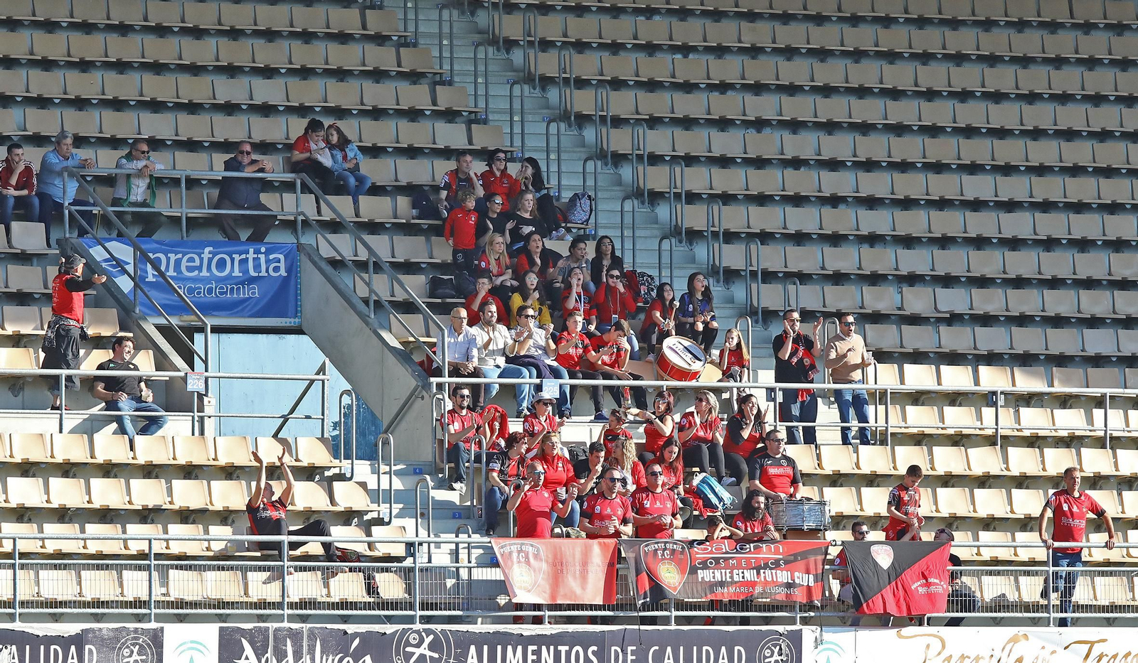 Imágenes del Xerez DFC - S. Puente Genil (2-1)