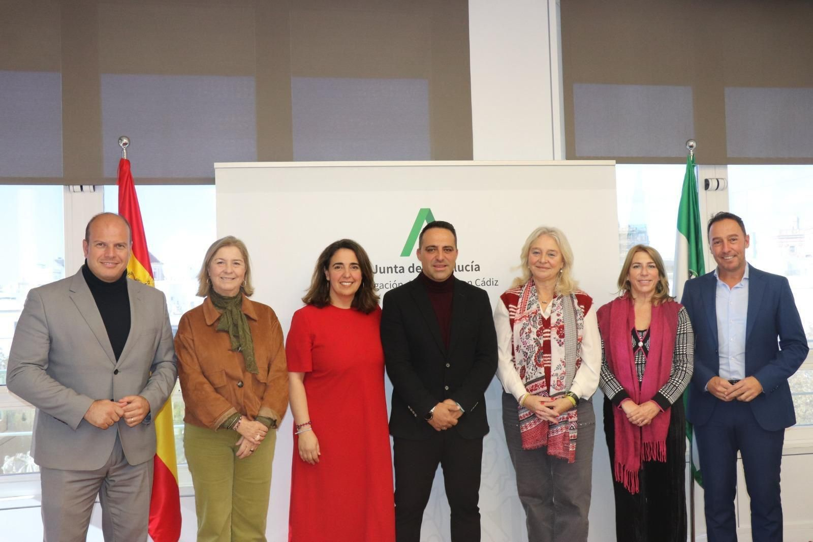 Responsables públicos tras la reunión de la Comisión.