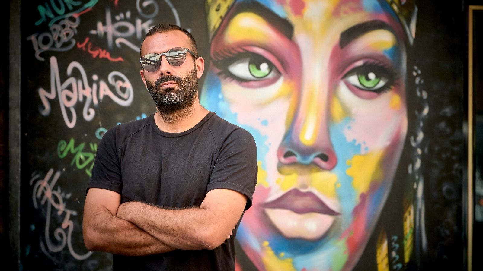 Pablo Bonilla (DJ LOLLYPOP ) posa en su barrio de La Laguna