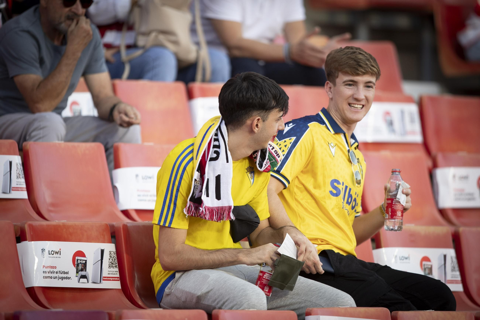 Encuéntrate en la grada del Nuevo Los Cármenes