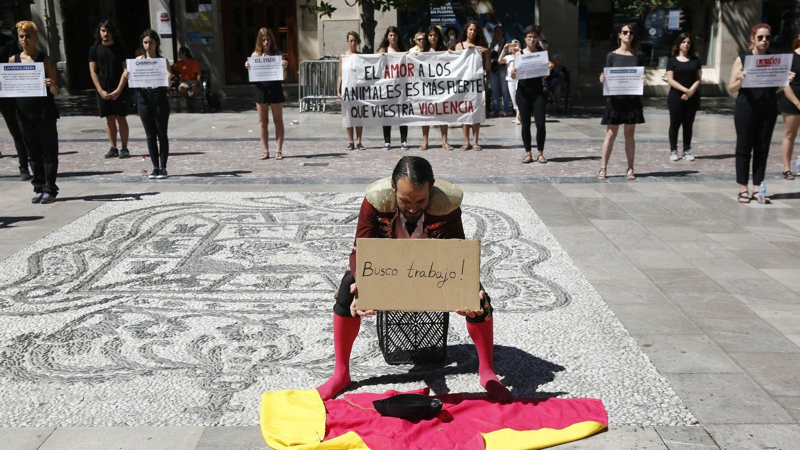 Una protesta de antitaurinos